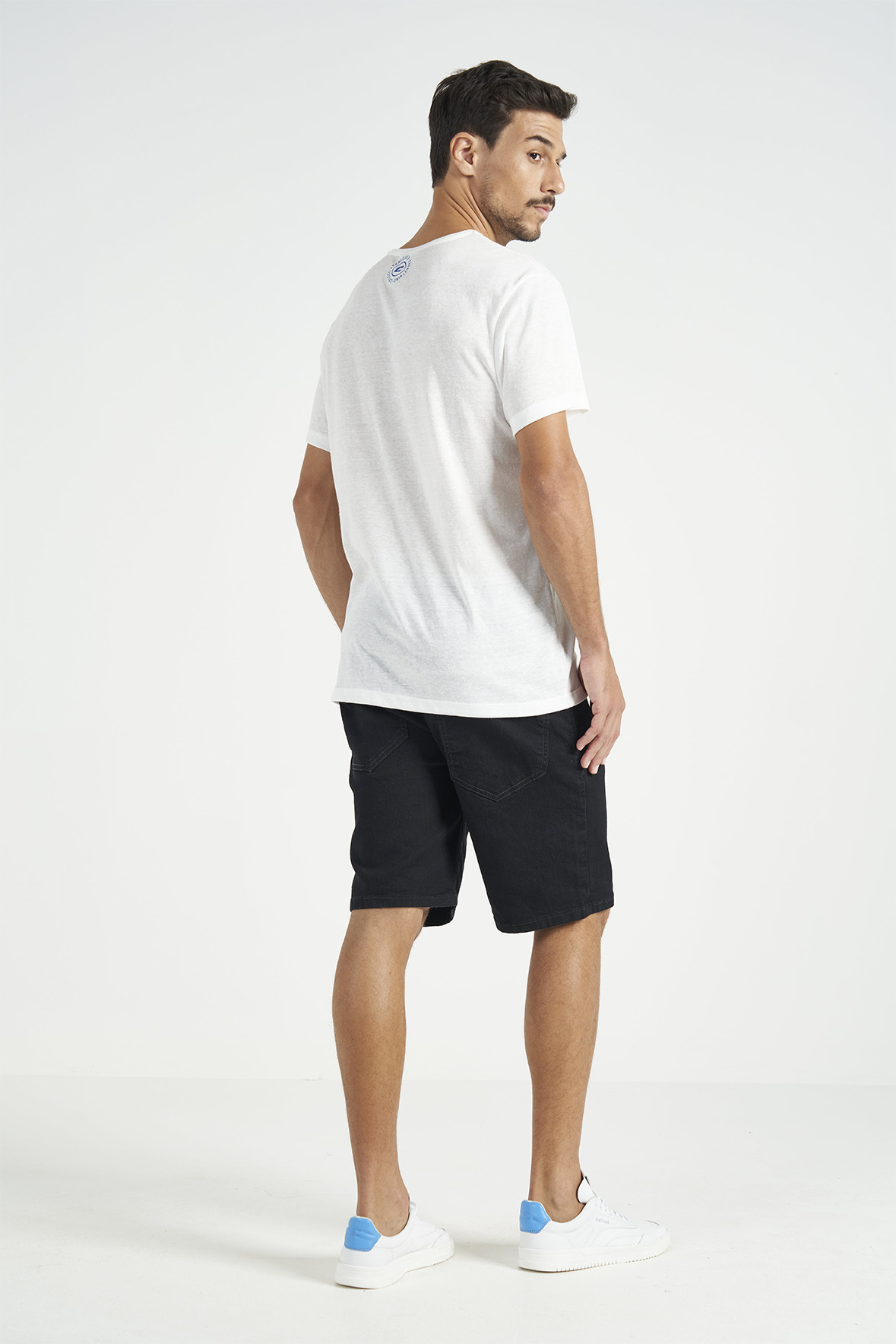 BERMUDA JEANS DAVI 46 IND.PRETO