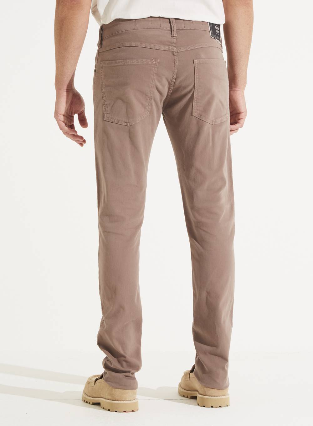 CALÇA SARJA IGOR SKINNY 42 MARROM WOLF