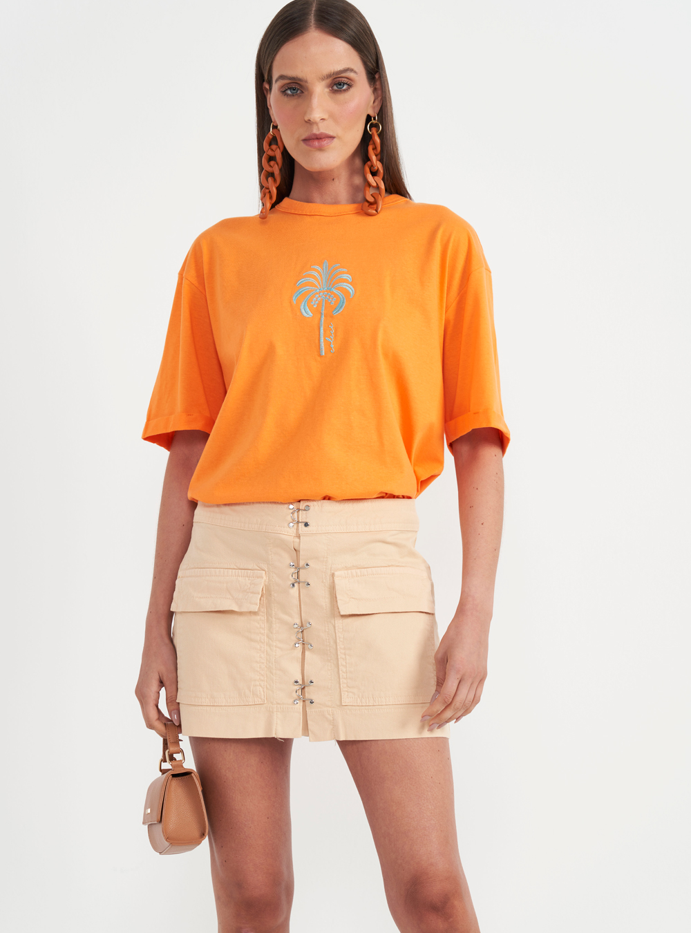 CAMISETA BORDADA P LARANJA HEAT
