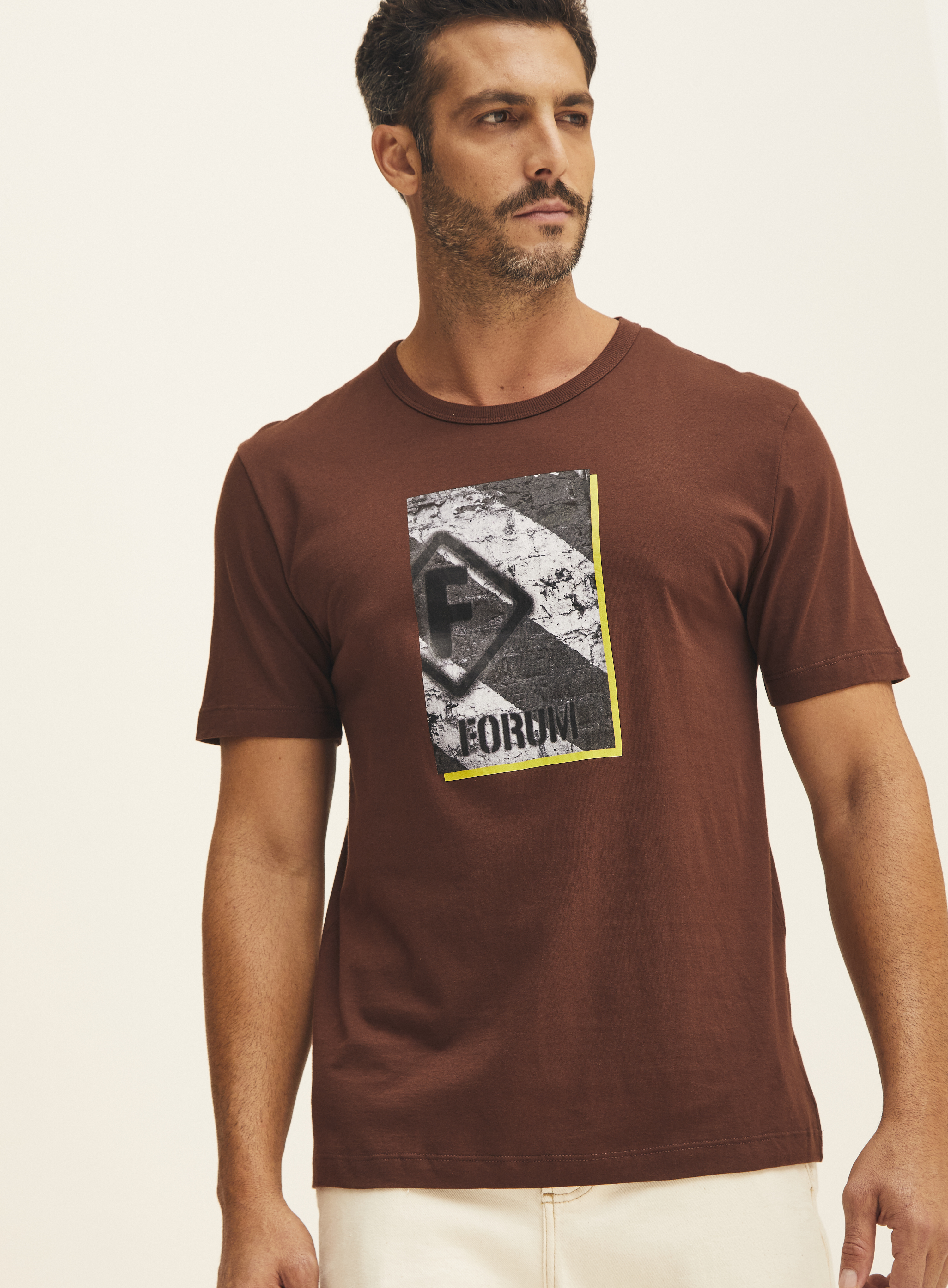 CAMISETA FORUM P MARROM ROCCIA