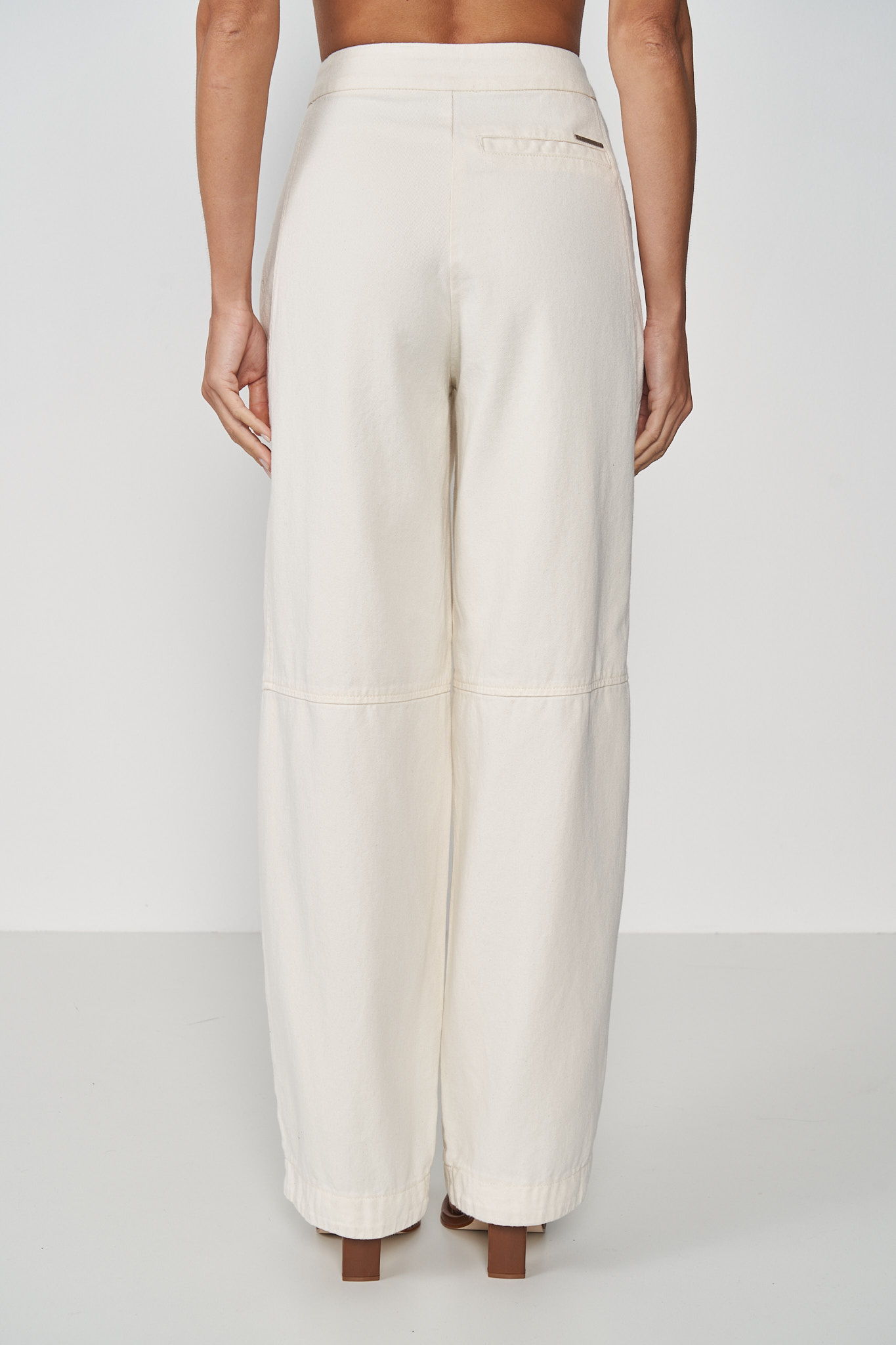 CALÇA SARJA JOANA 44 OFF SHELL