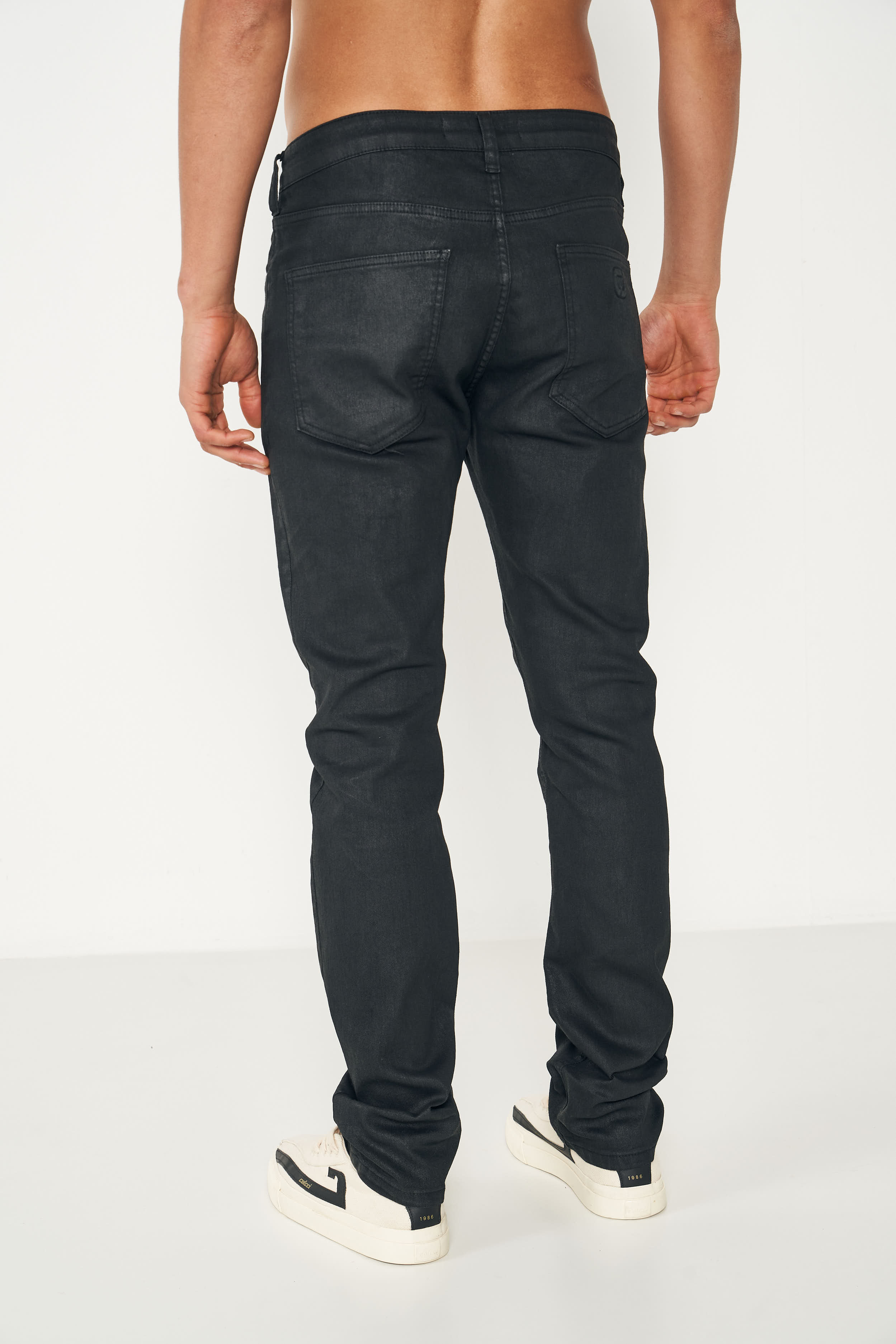 CALÇA JEANS AMSTERDAM 42 IND.PRETO