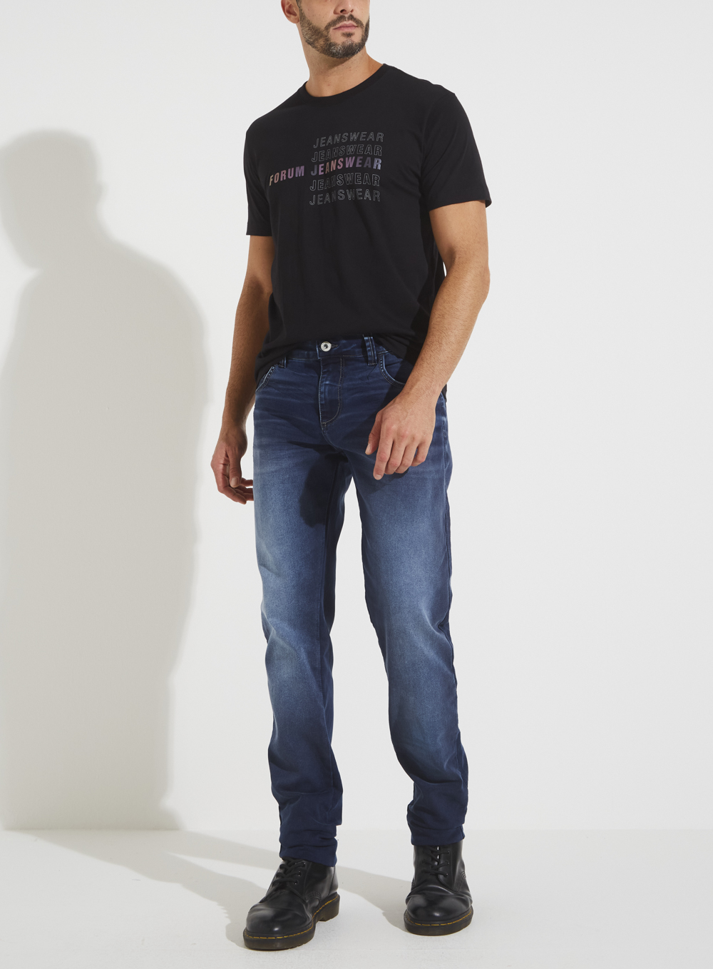 CAMISETA FORUM M PRETO