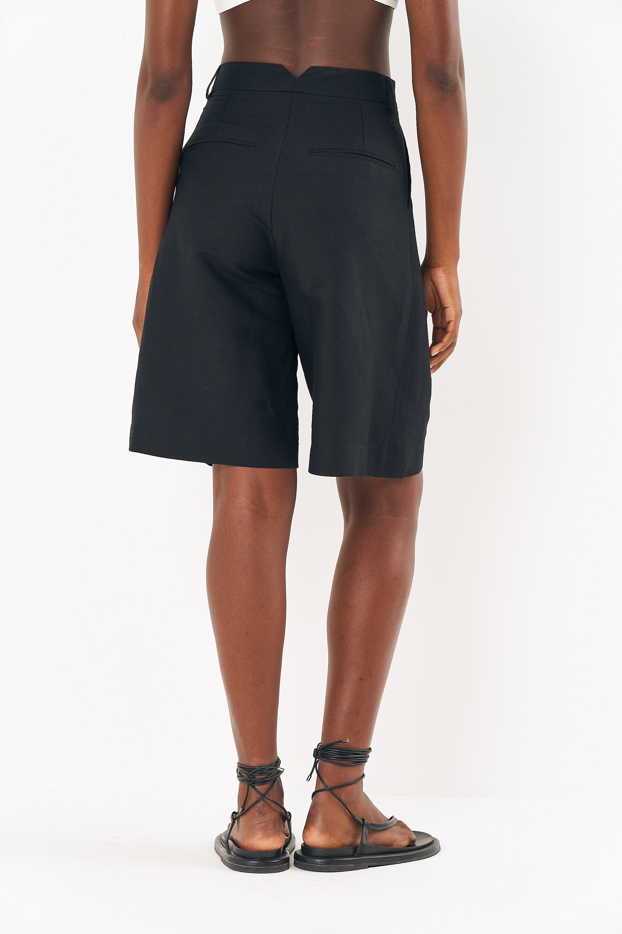 BERMUDA LINHO 38 PRETO