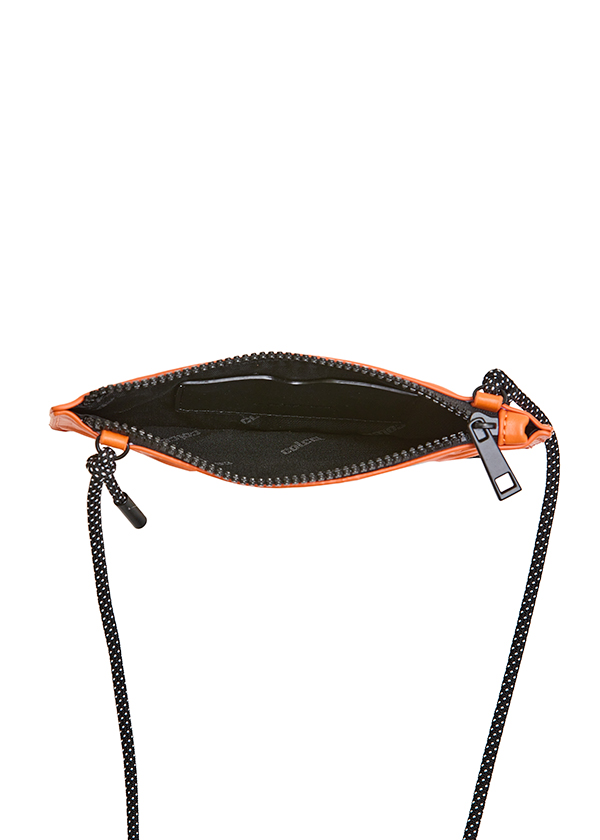 BOLSA FEM COLCCI ENVELOPE ALTO RELEVO U LARANJA SA