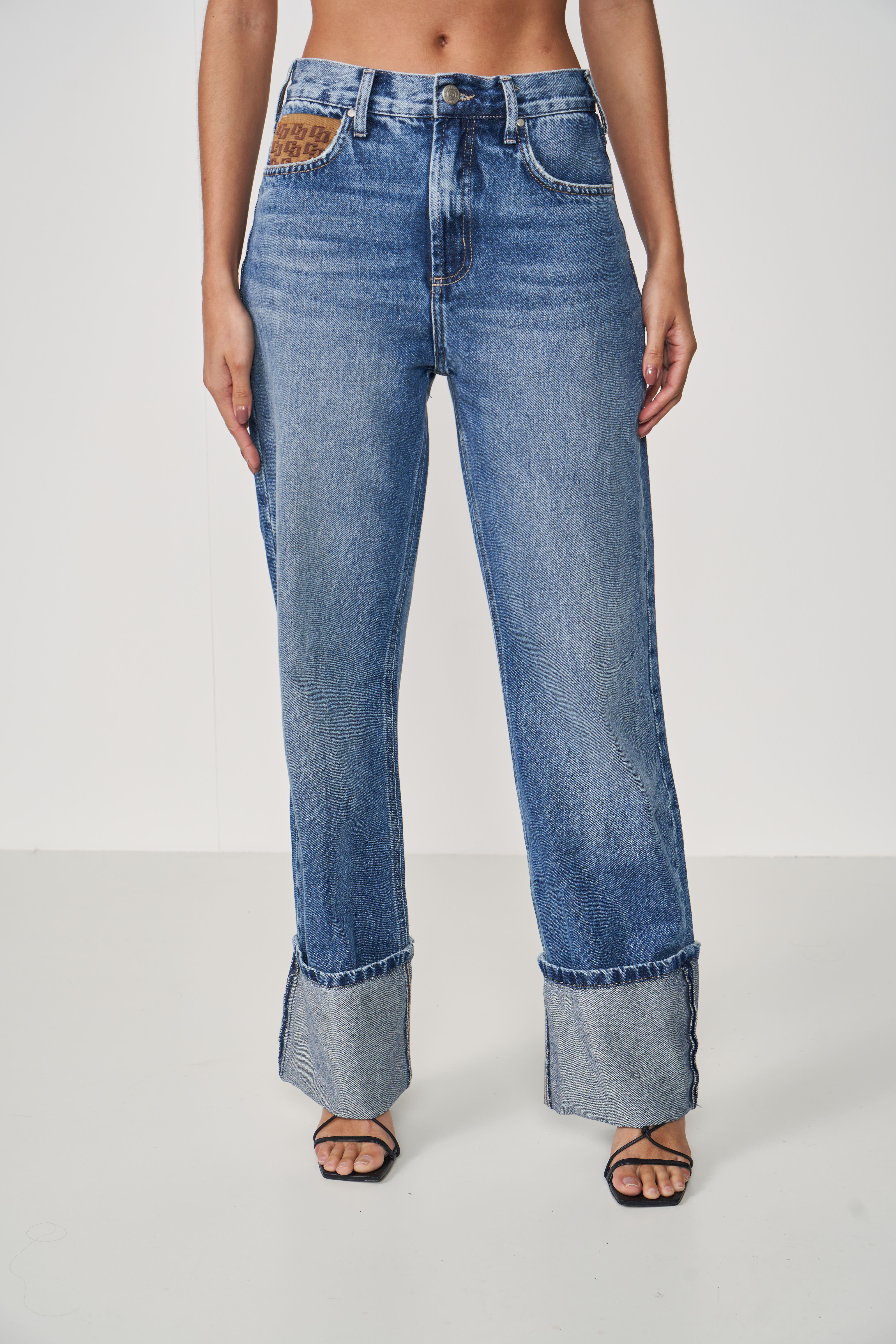 CALÇA JEANS LEONI LOW 46 INDIGO