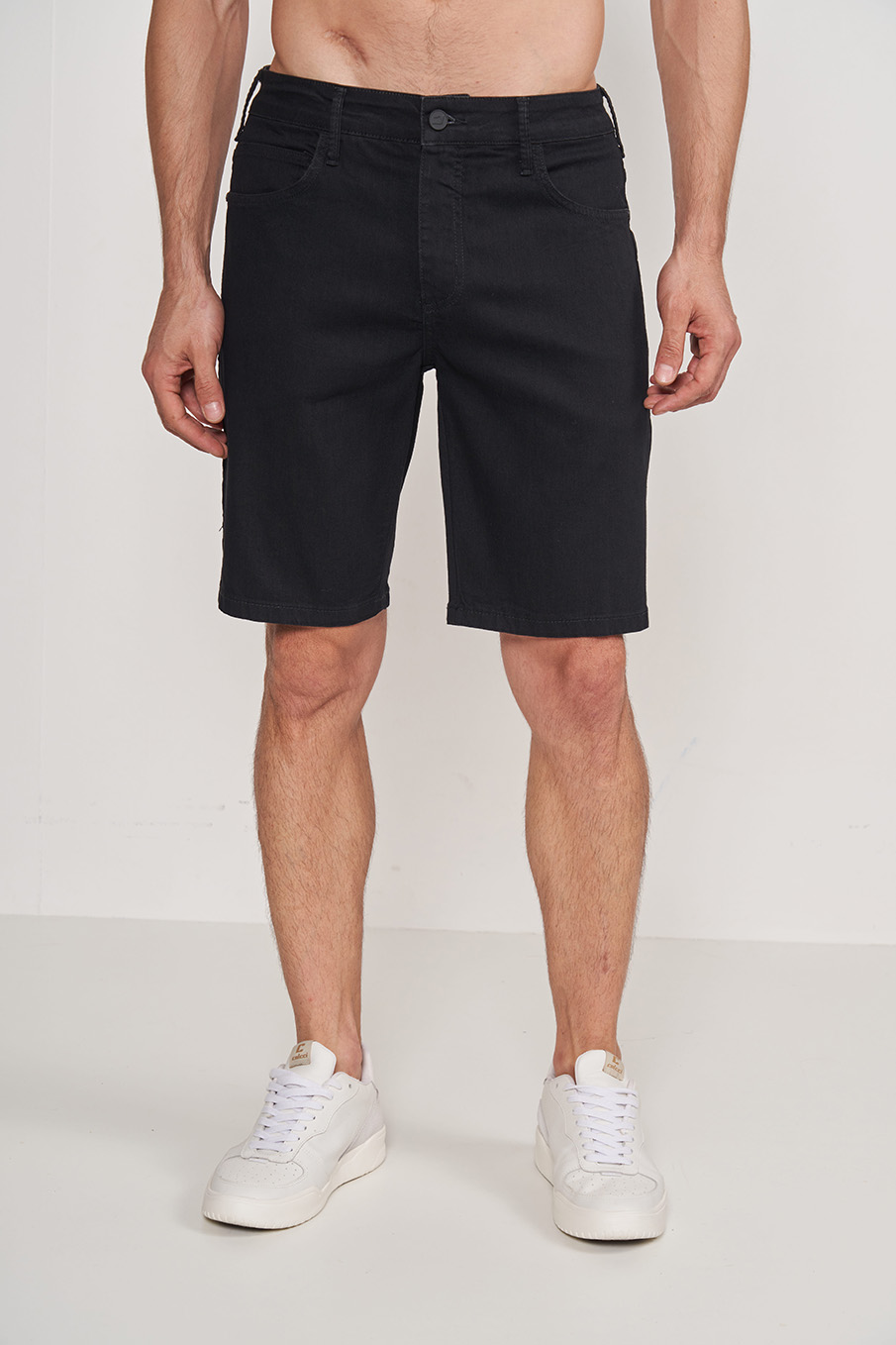 BERMUDA JEANS DAVI 38 IND.PRETO