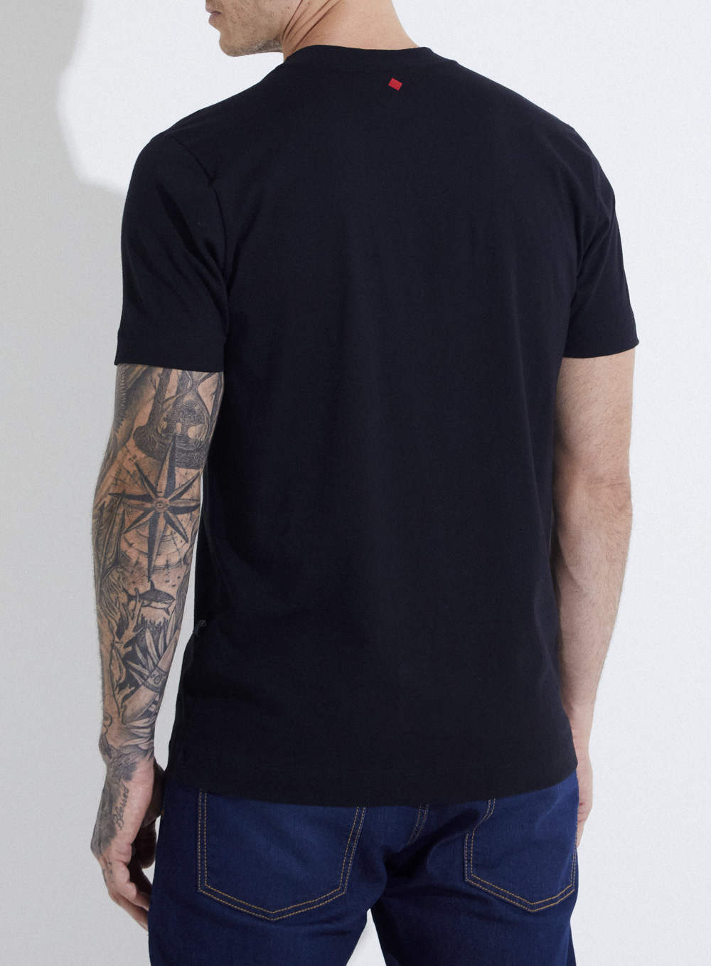 CAMISETA FORUM M PRETO