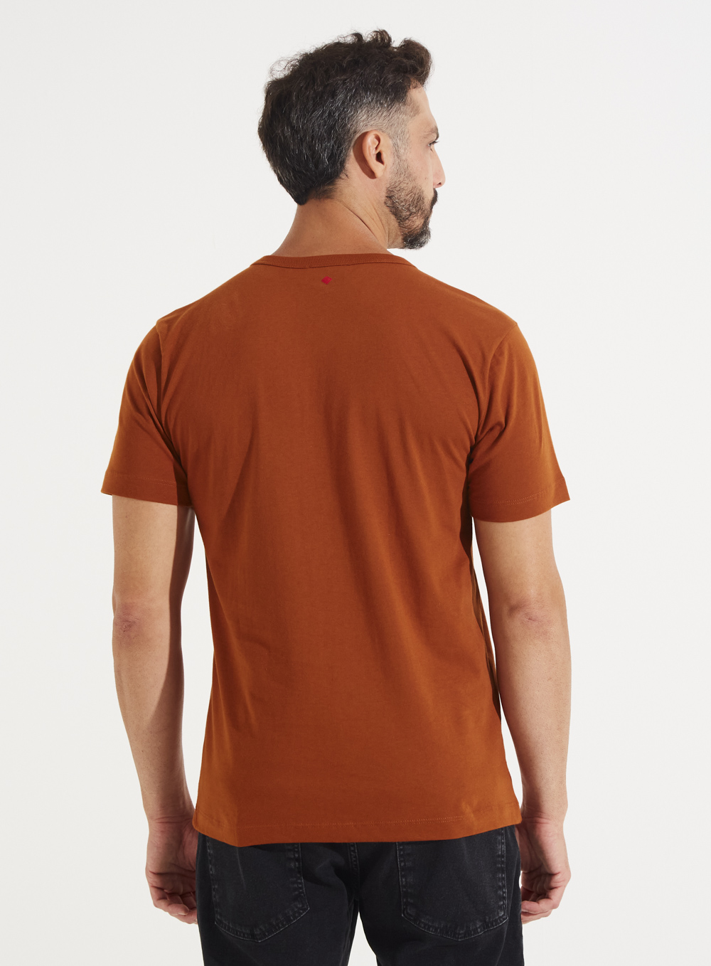 CAMISETA FORUM M MARROM ZEUS