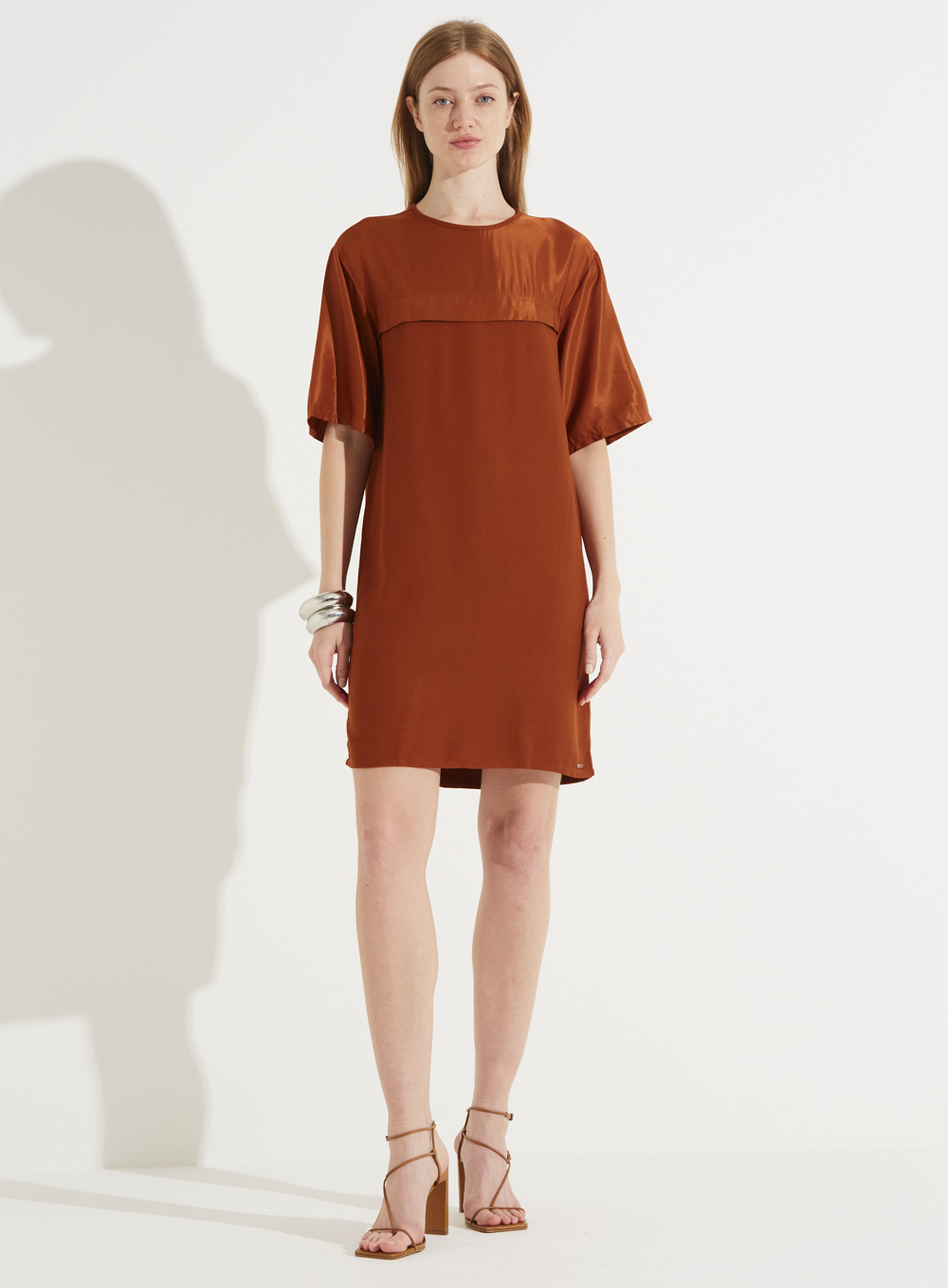VESTIDO FORUM P MARROM ZEUS