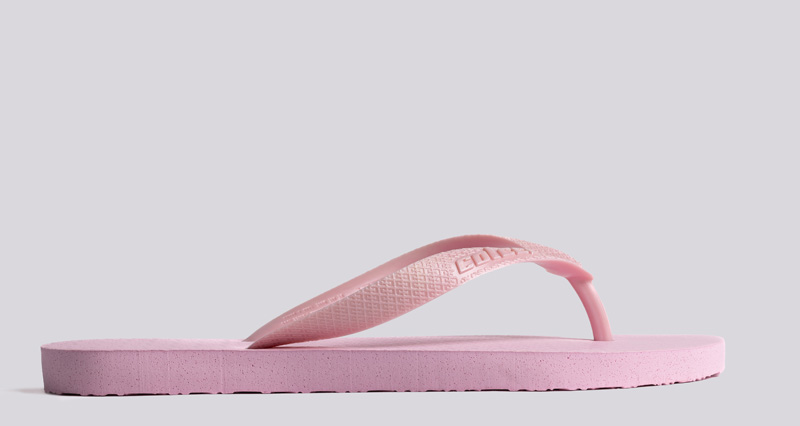 CHINELO FEM COLCCI MINIMAL 37-38 CINZA FULIGEM
