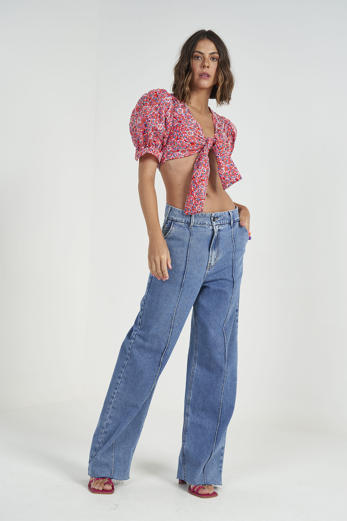 BLUSA ESTAMPADA BORDADA P JANDAIA