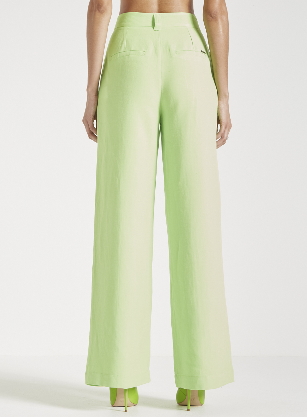 CALÇA LINHO 44 VERDE PAU-BRASIL
