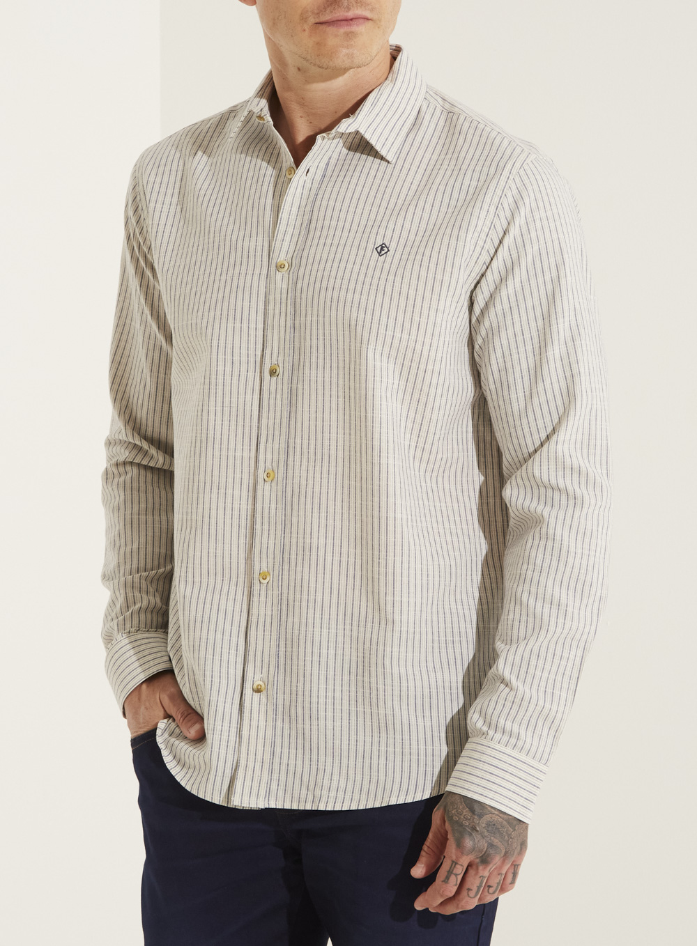 CAMISA LINHO LISTRADA RELAX M LISTRADO