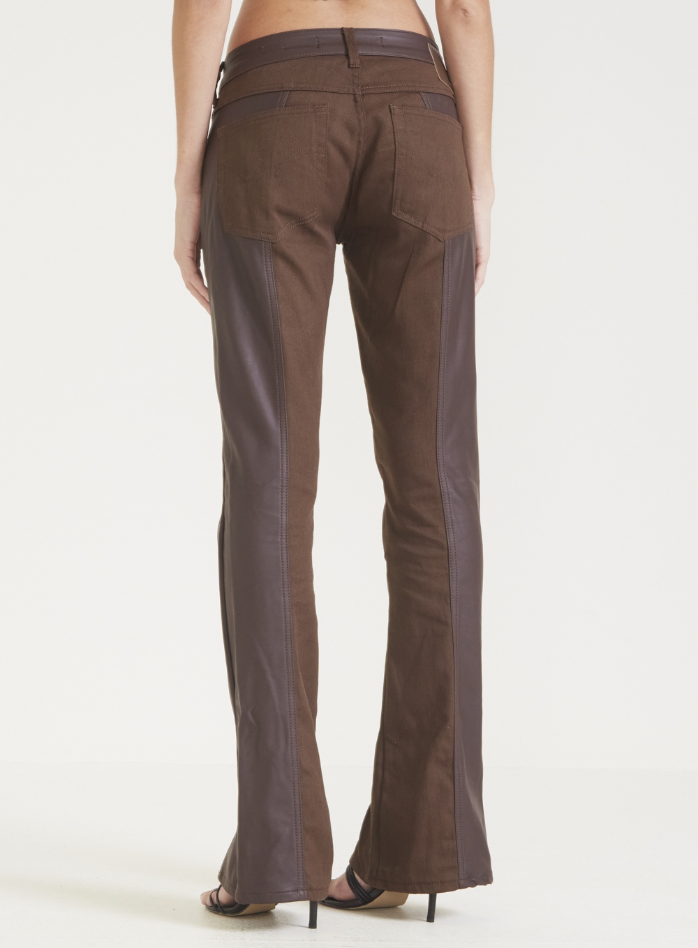 CALÇA SARJA ZOE 40 MARROM SANDALO