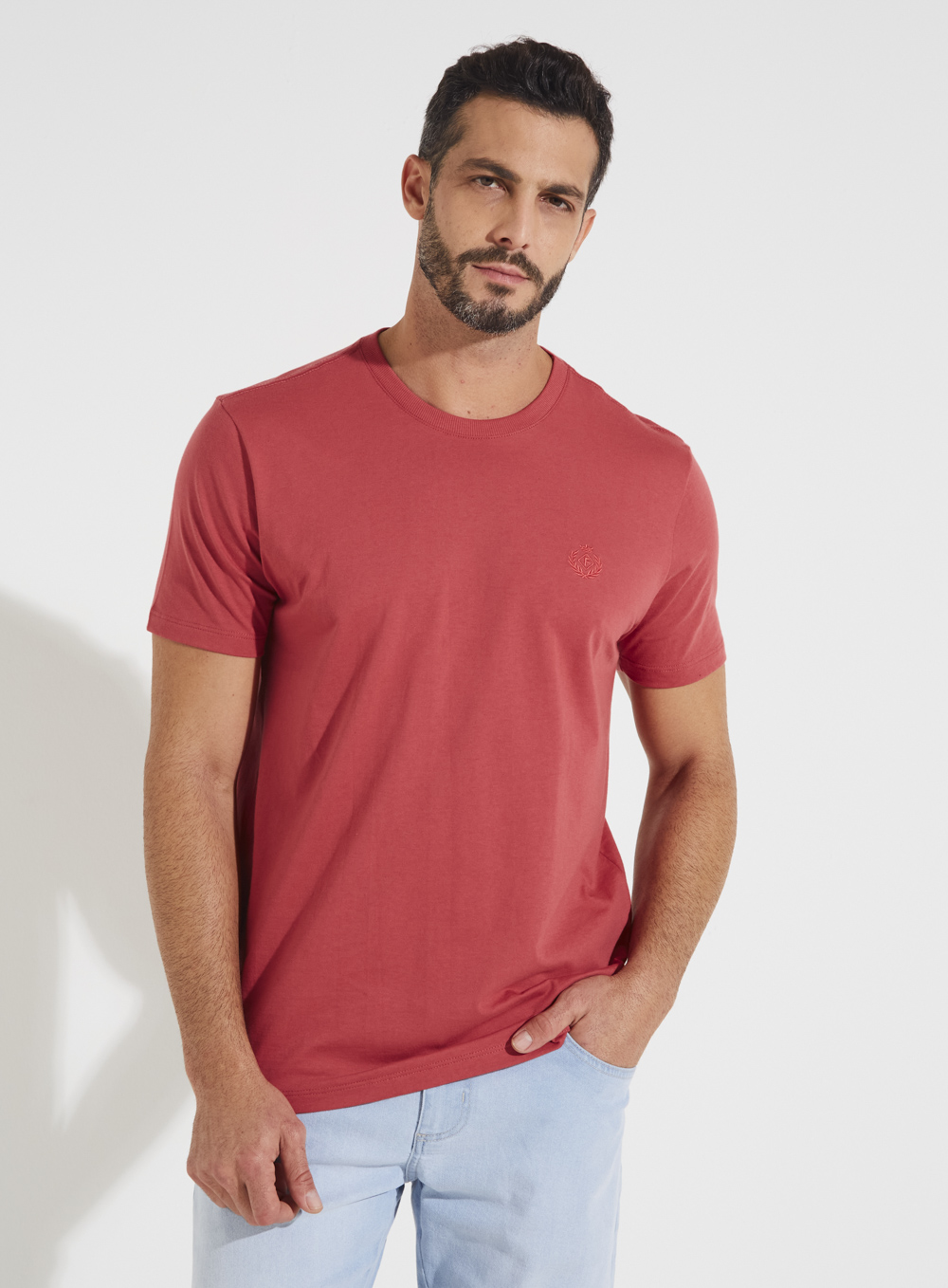 CAMISETA FORUM M VERMELHO ZOE