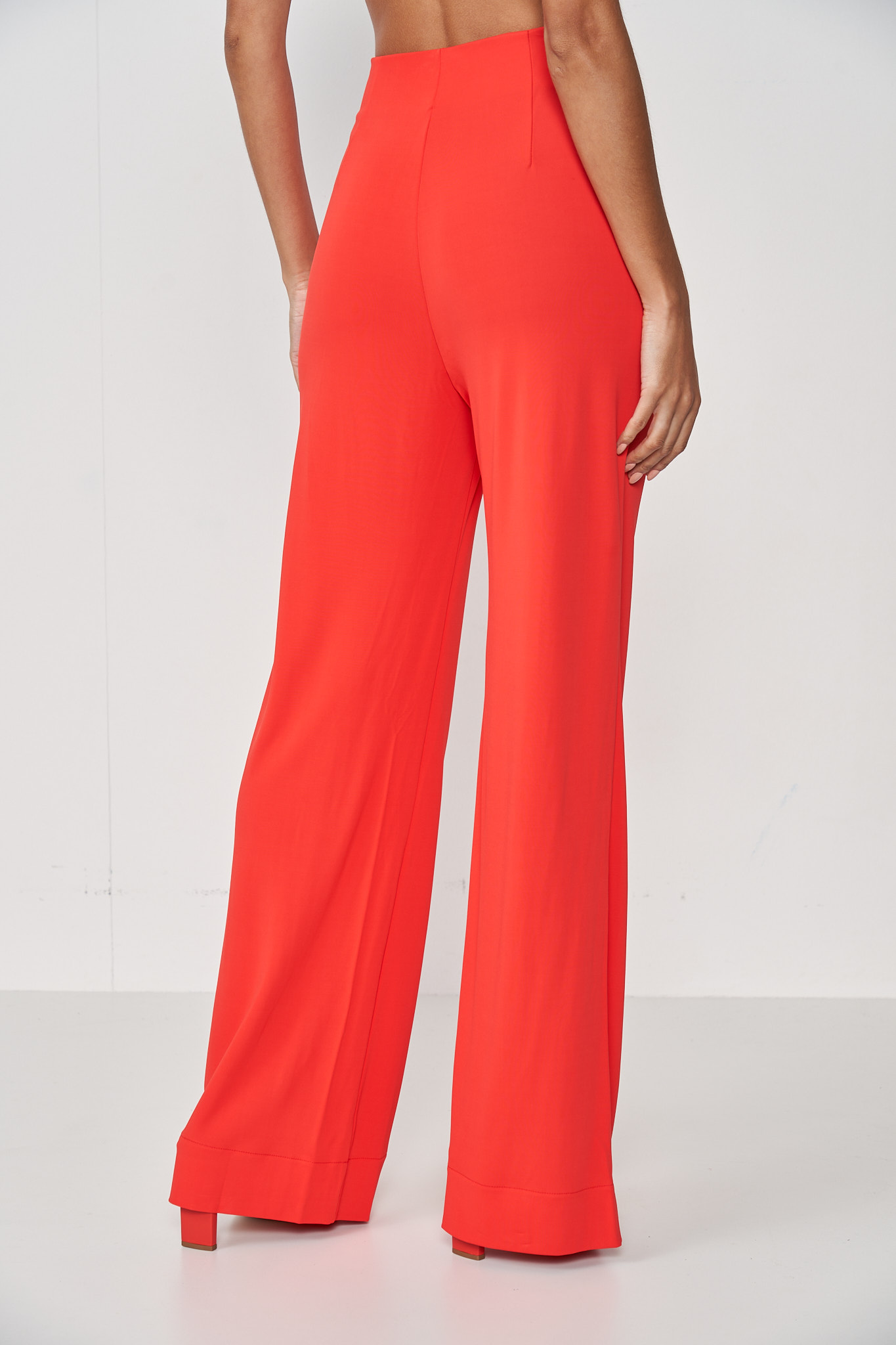 CALÇA COLCCI 38 VERMELHO SANTINE