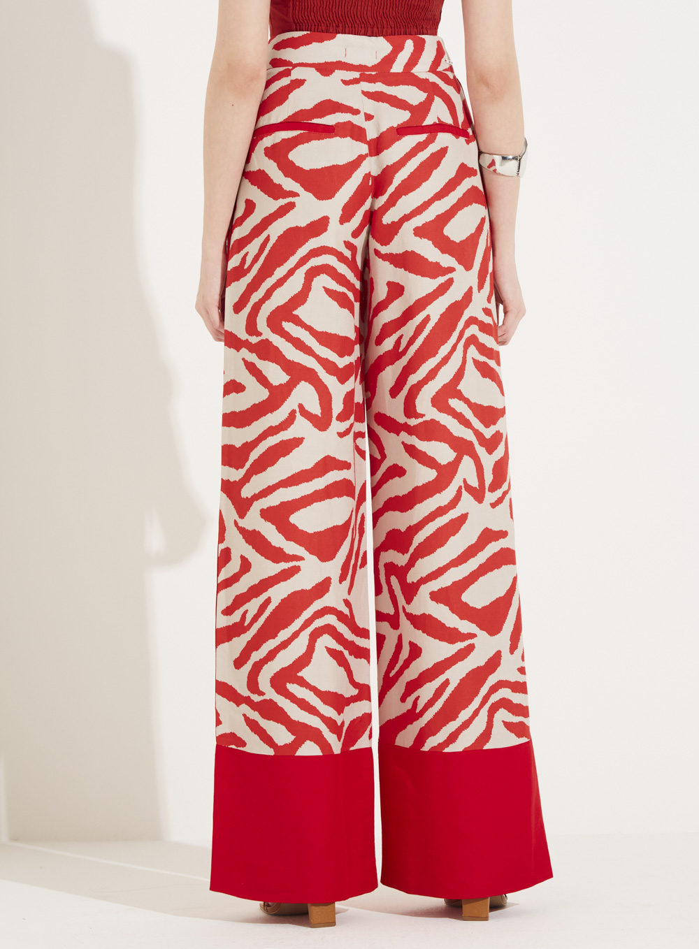CALÇA LINHO ESTAMPADA 40 ANIMAL PRINT RE