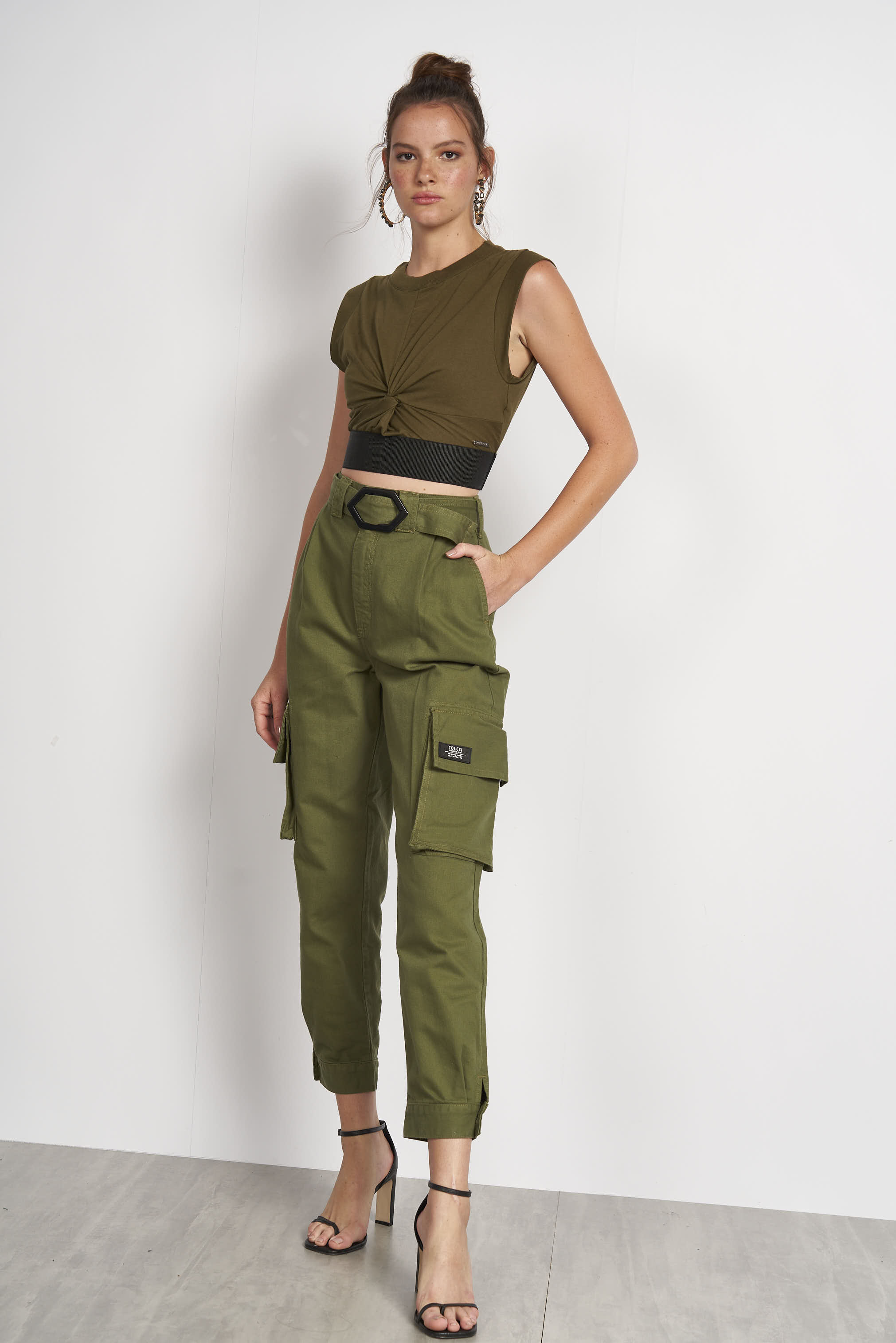 CALÇA SARJA JOANA COM CINTO 34 VERDE MAILON