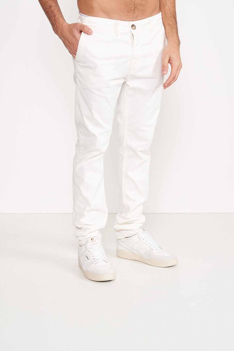 CALÇA SARJA FELIPE SKINNY 40 OFF SHELL