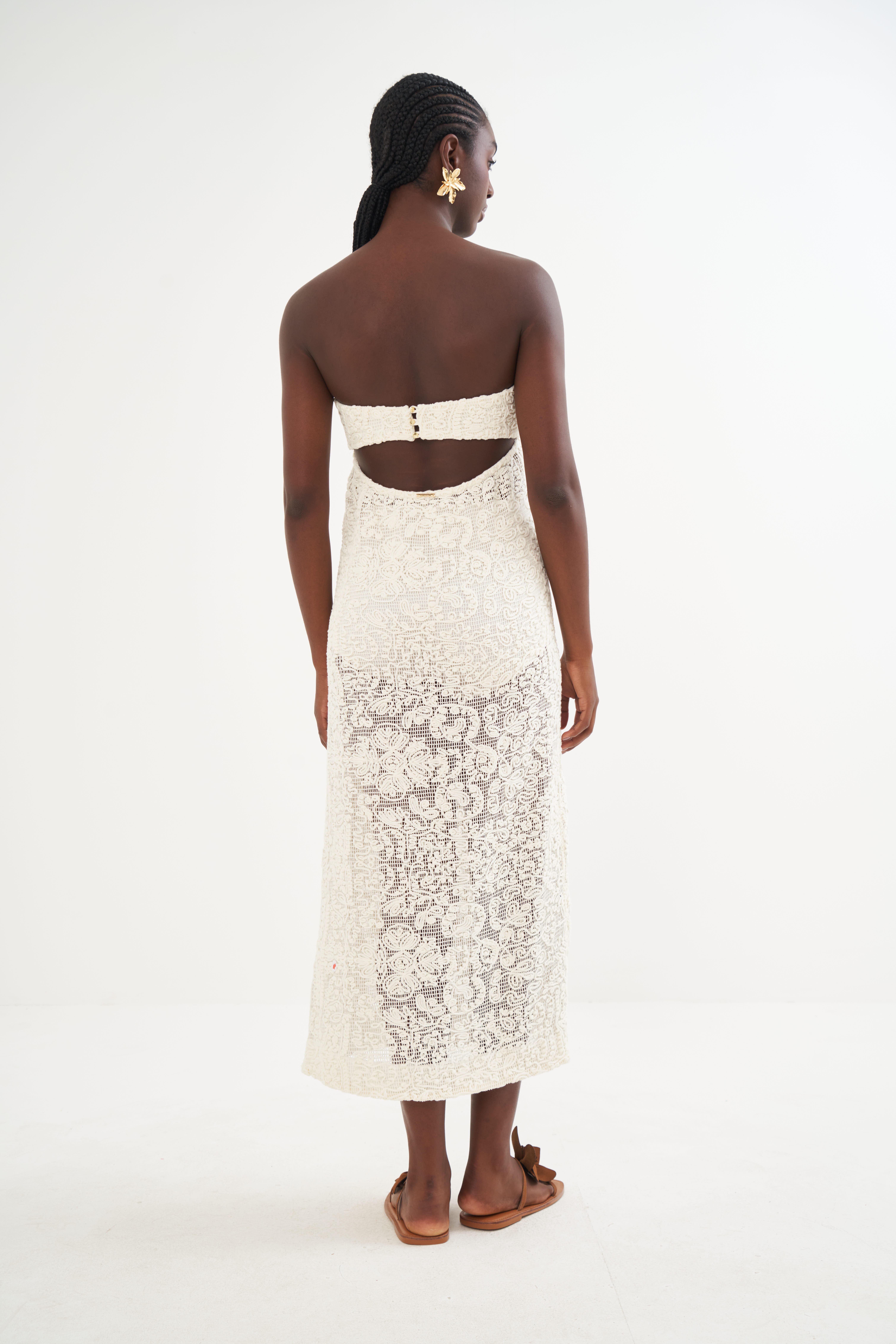 VESTIDO BORDADO M OFF SHELL