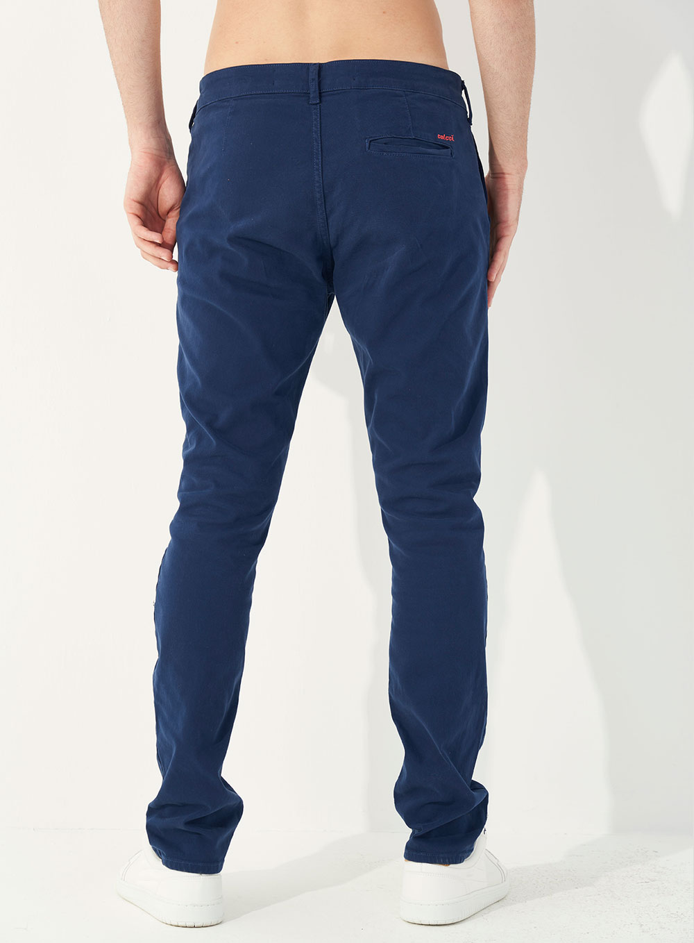 CALÇA SARJA FELIPE SKINNY 46 VERDE JIBOIA