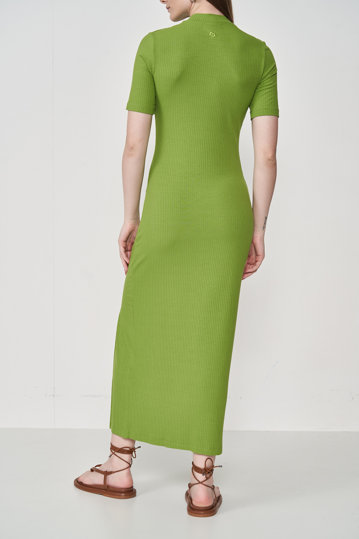 VESTIDO CANELADO M VERDE PERIDOT