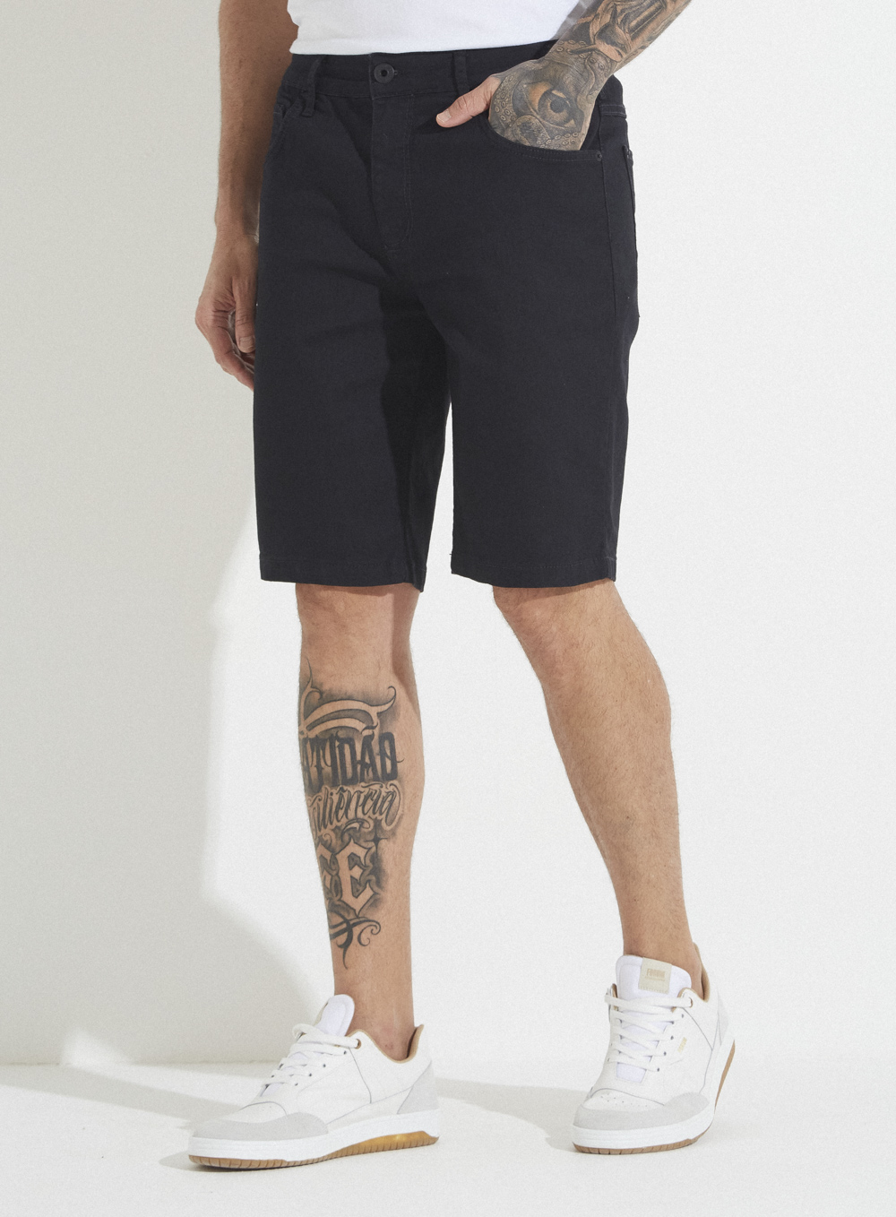 BERMUDA JEANS PAUL SLIM 38 IND.PRETO