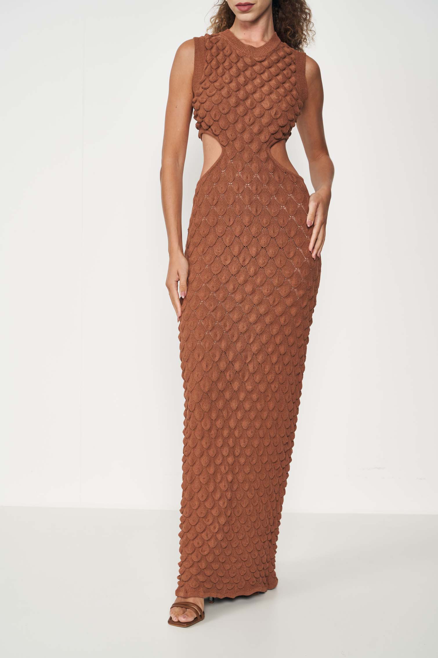 VESTIDO TRICÔ P MARROM EVERMORE
