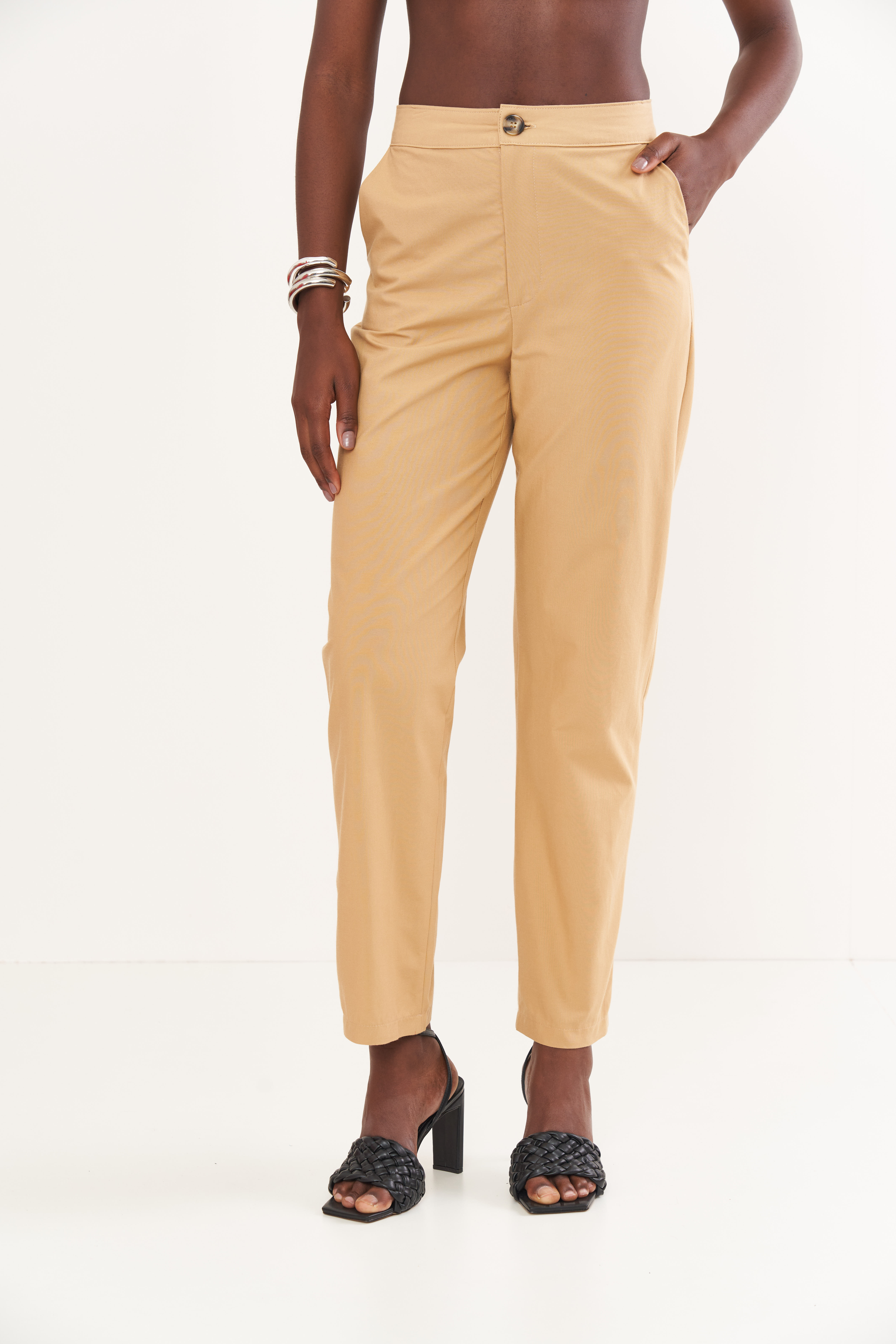 CALÇA COLCCI 34 BEGE FLAVO