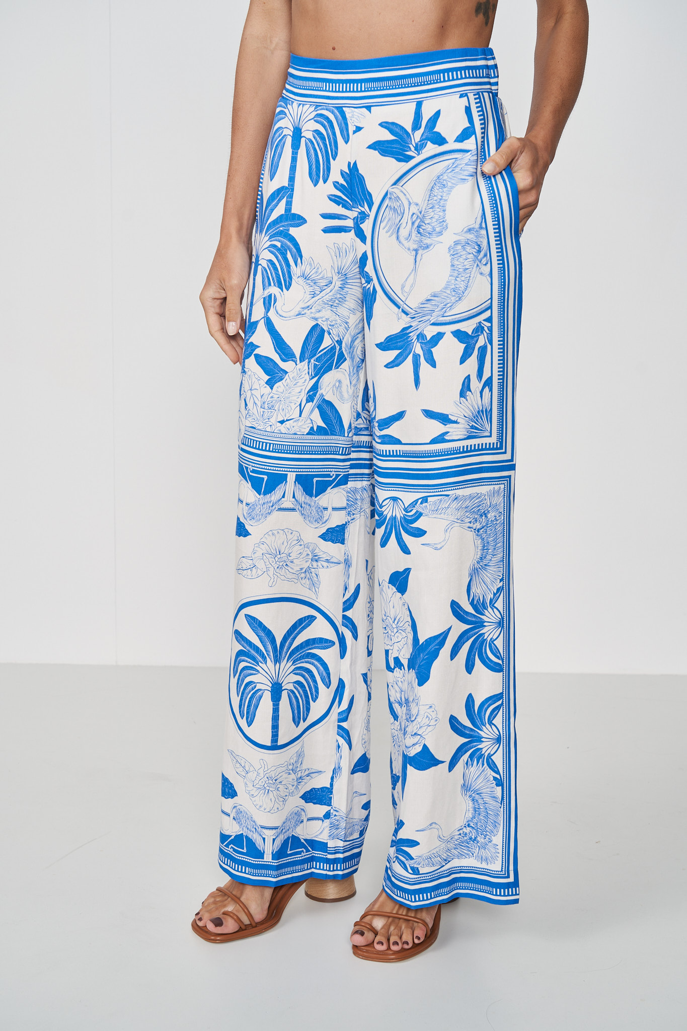 CALÇA LINHO ESTAMPADA P LENÇO SONHAR II