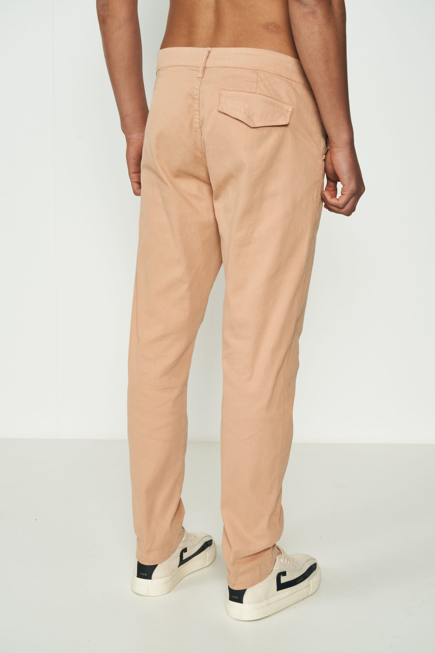 CALÇA SARJA NEW CHINO 38 BEGE BEAR