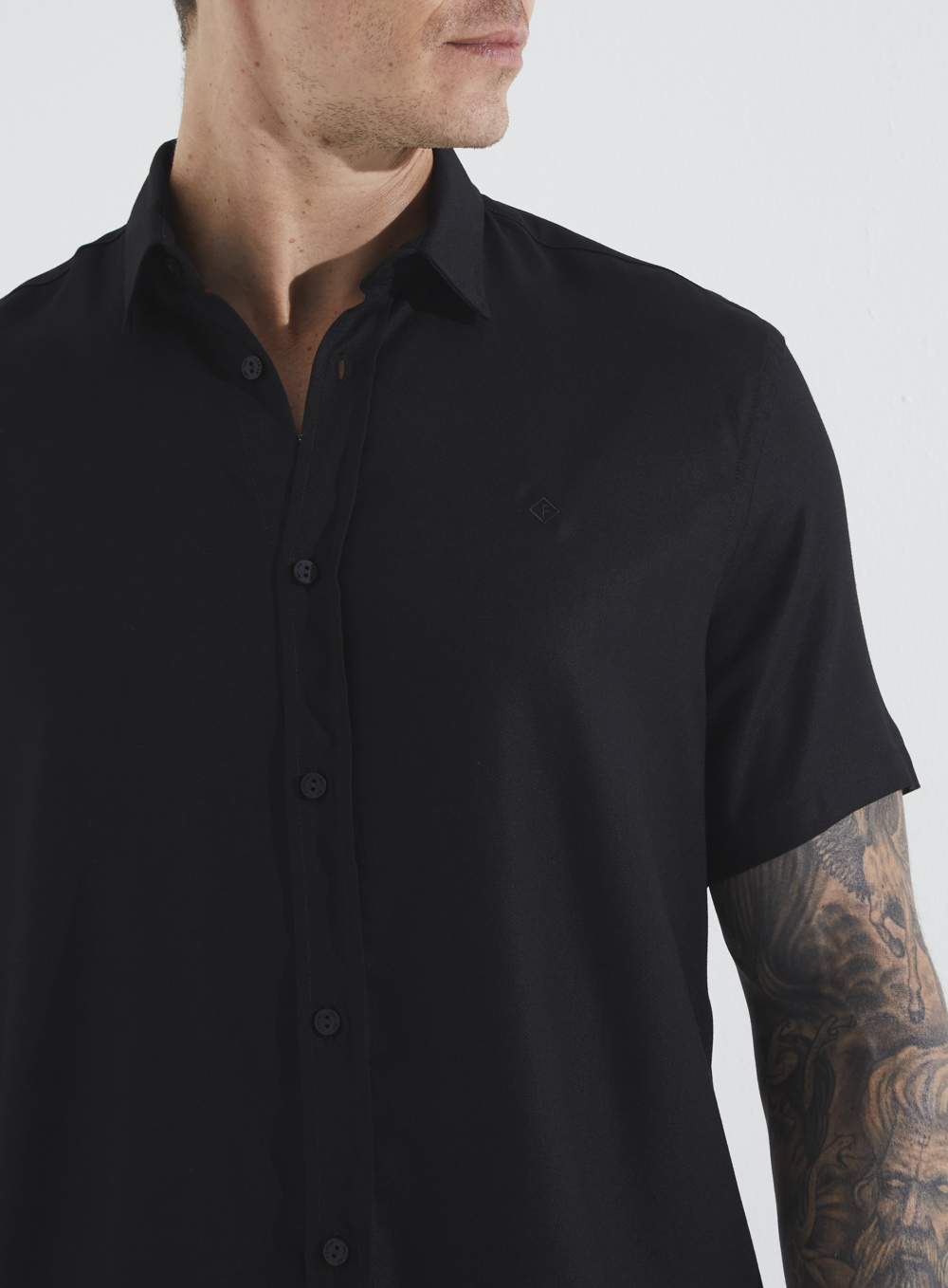 CAMISA RELAX GG PRETO