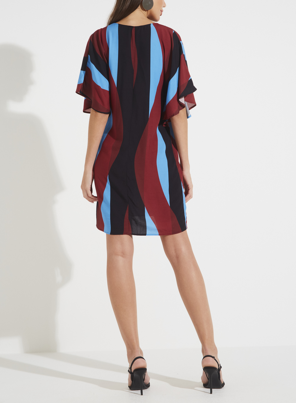 VESTIDO ESTAMPADO P COSMIC WAVE