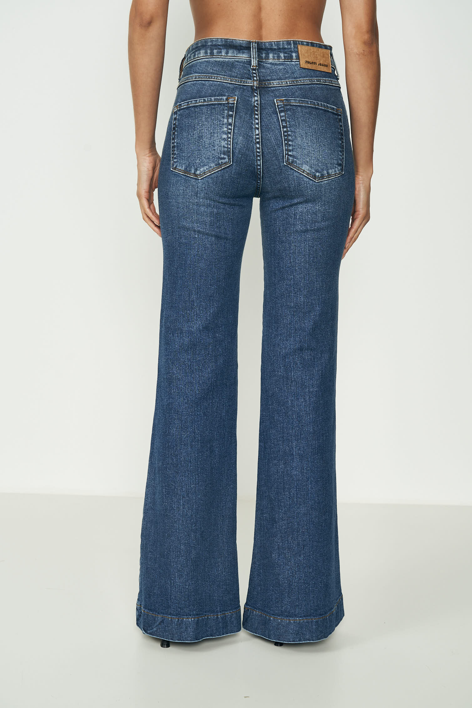 CALÇA JEANS MADRID BOOT CUT 44 INDIGO