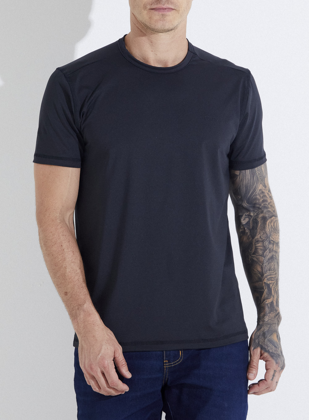 CAMISETA FORUM G PRETO