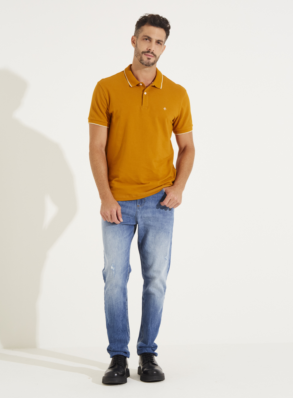 POLO FORUM M AMARELO PHISALYS