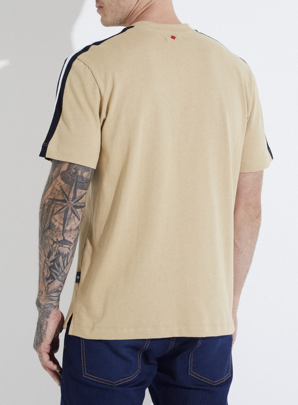 CAMISETA FORUM M BEGE INCENSE
