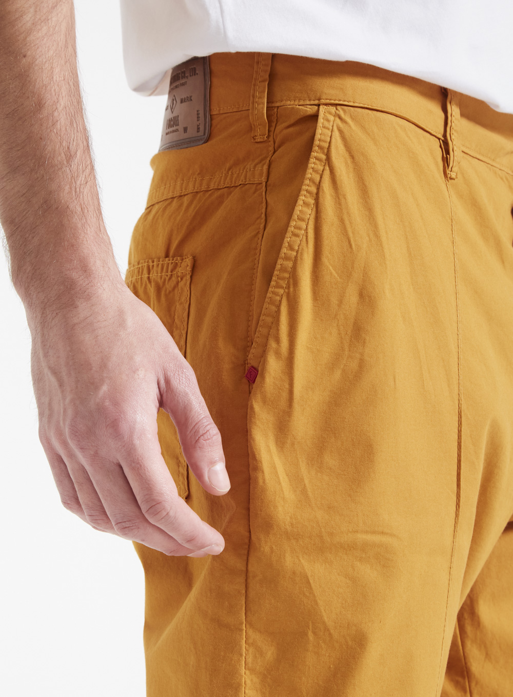 CALÇA SARJA JOGGING CROPPED 42 AMARELO COAST G