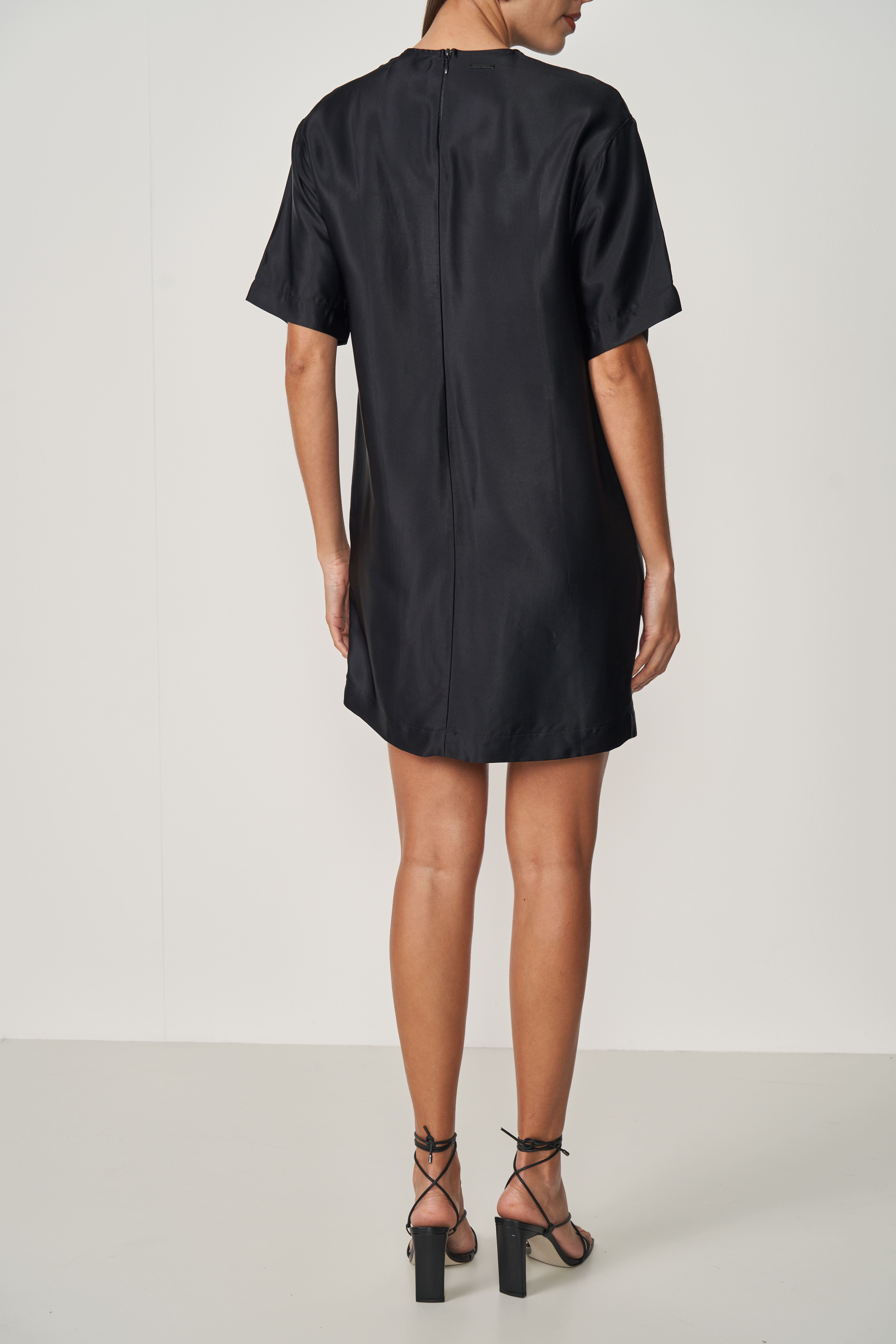 VESTIDO COLCCI JEANS M PRETO