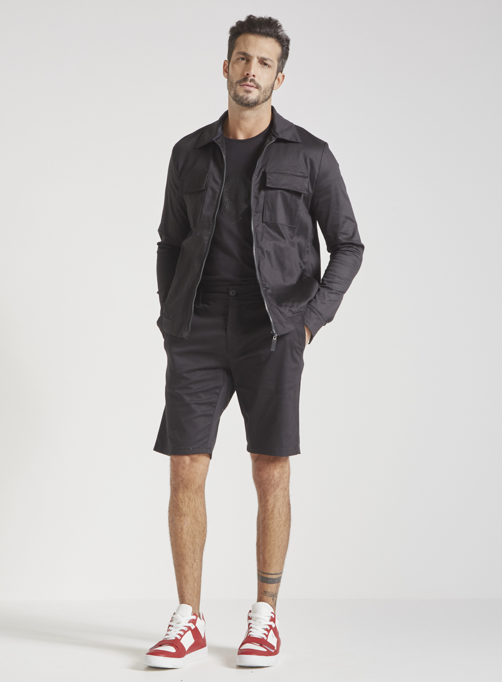 BERMUDA SARJA BENJAMIN 52 PRETO