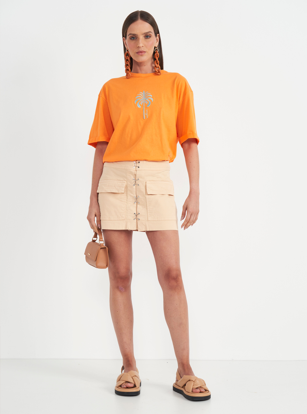 CAMISETA BORDADA P LARANJA HEAT