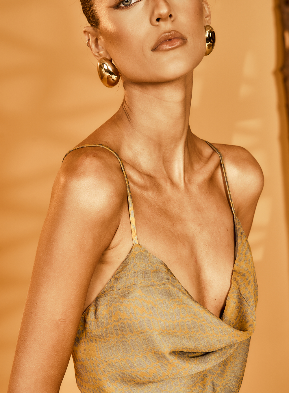 VESTIDO ESTAMPADO G GREY PYTHON
