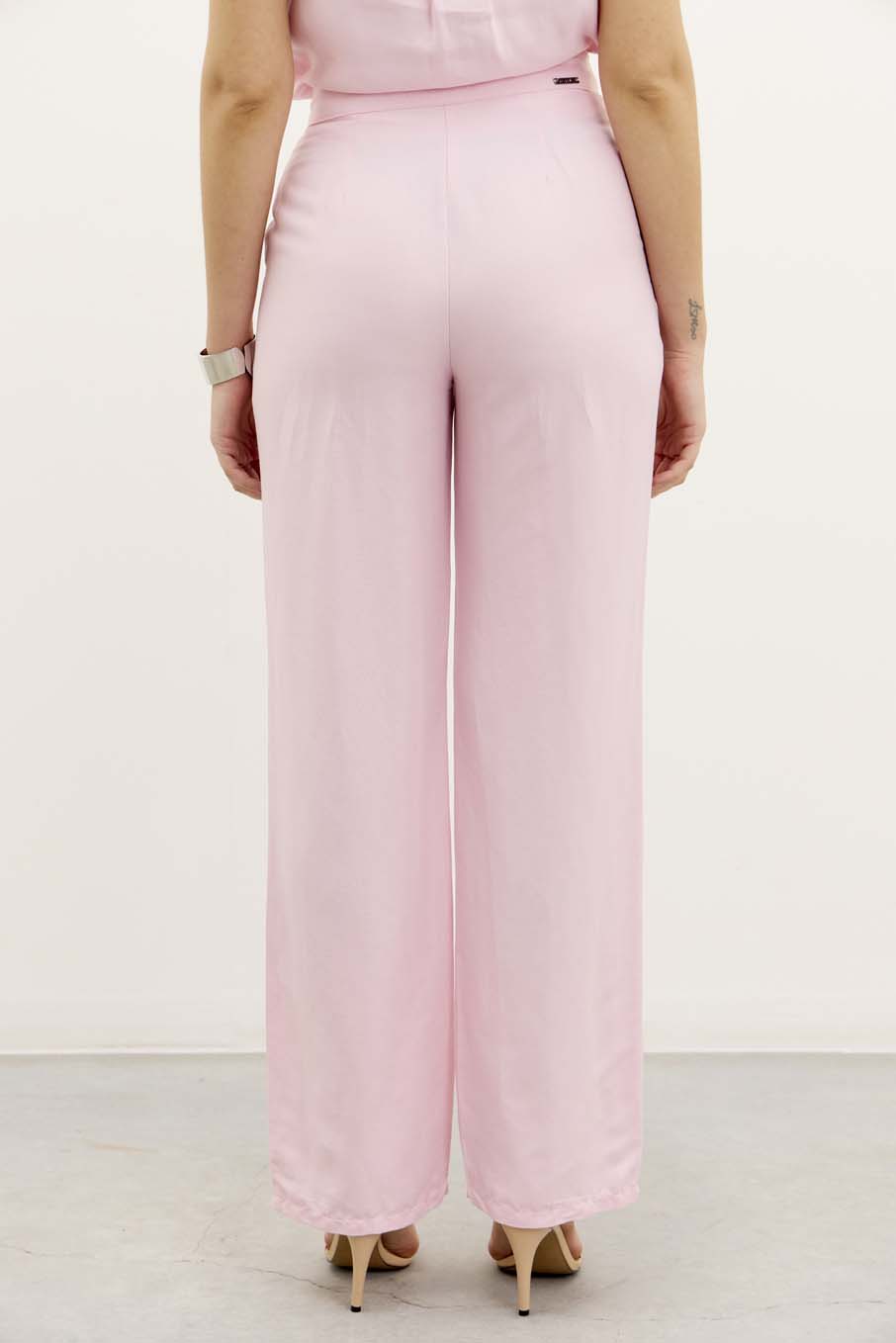 CALÇA LINHO 38 MARROM NOBUCK
