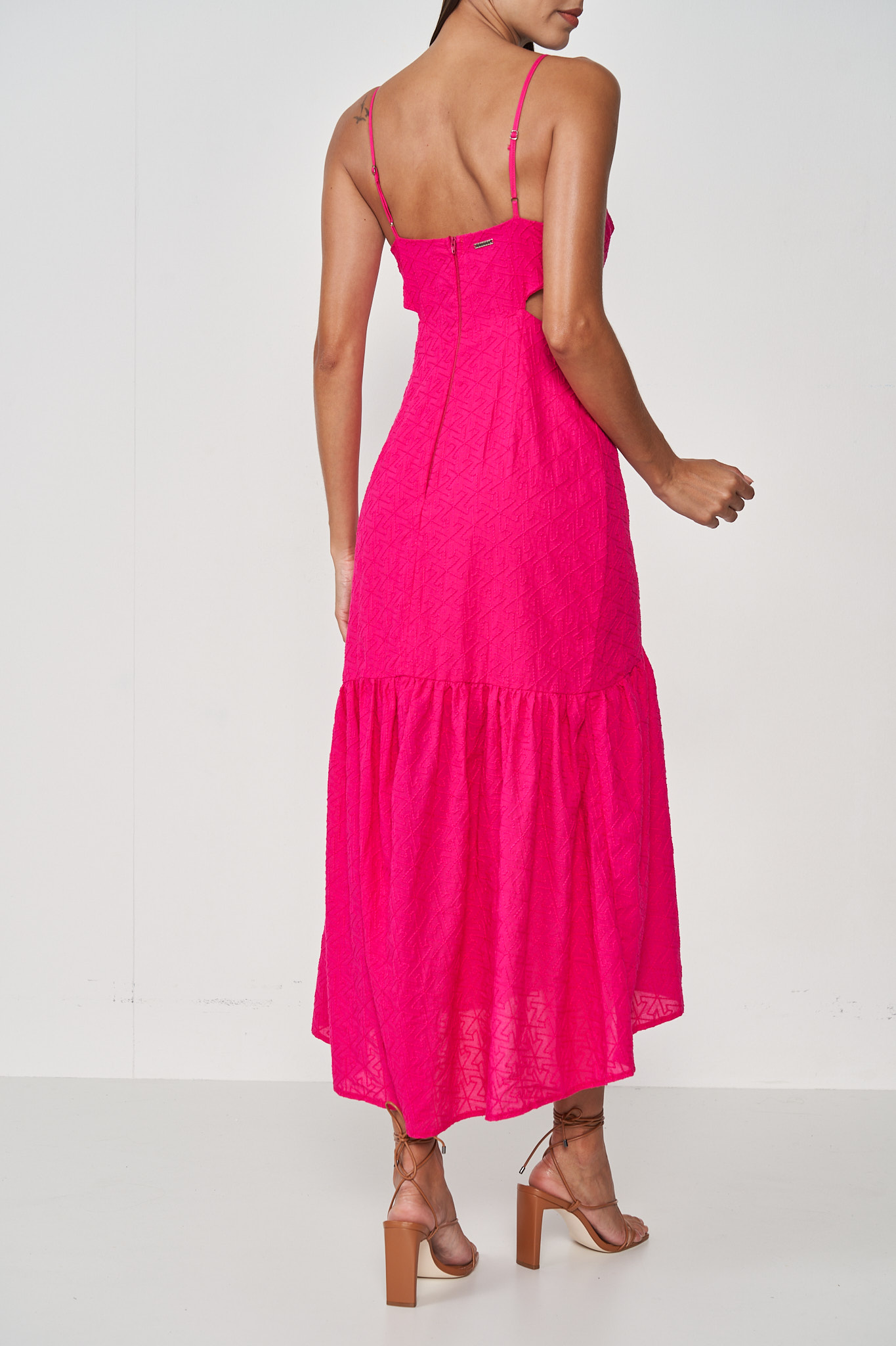 VESTIDO BORDADO 34 ROSA DEEP PINK