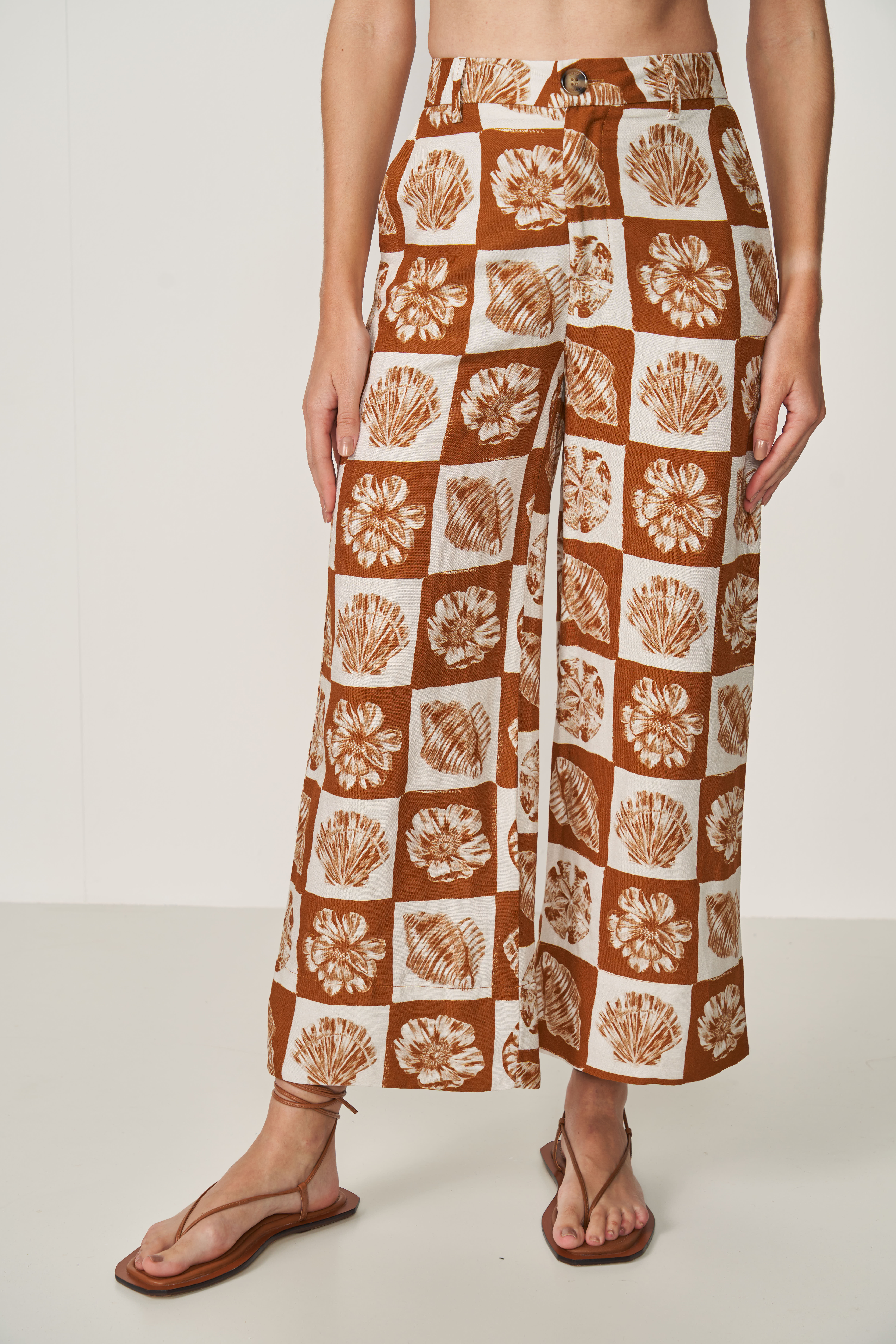 CALÇA LINHO ESTAMPADA 38 FLORES DO MAR