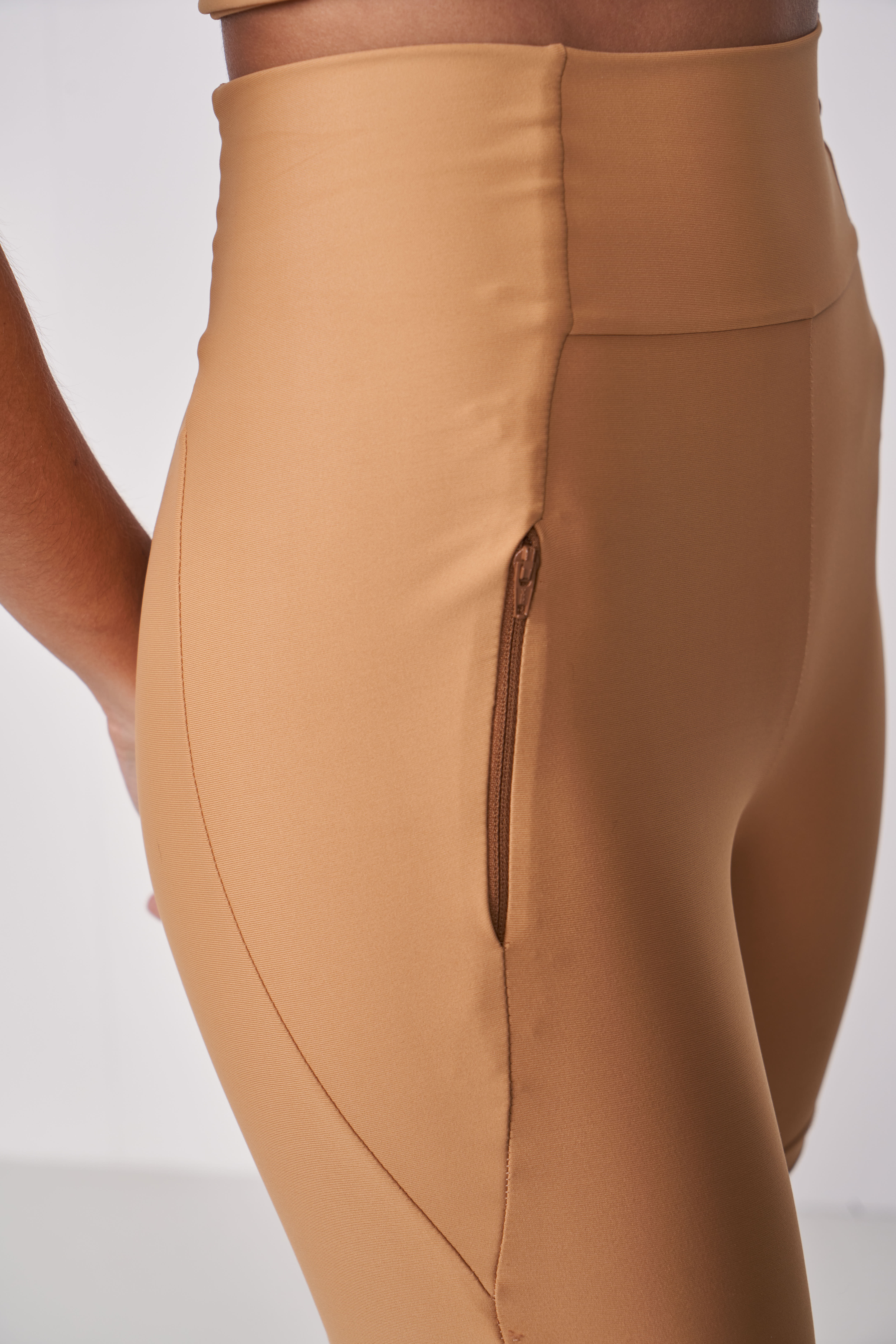 BERMUDA COLCCI M BEGE TAOS
