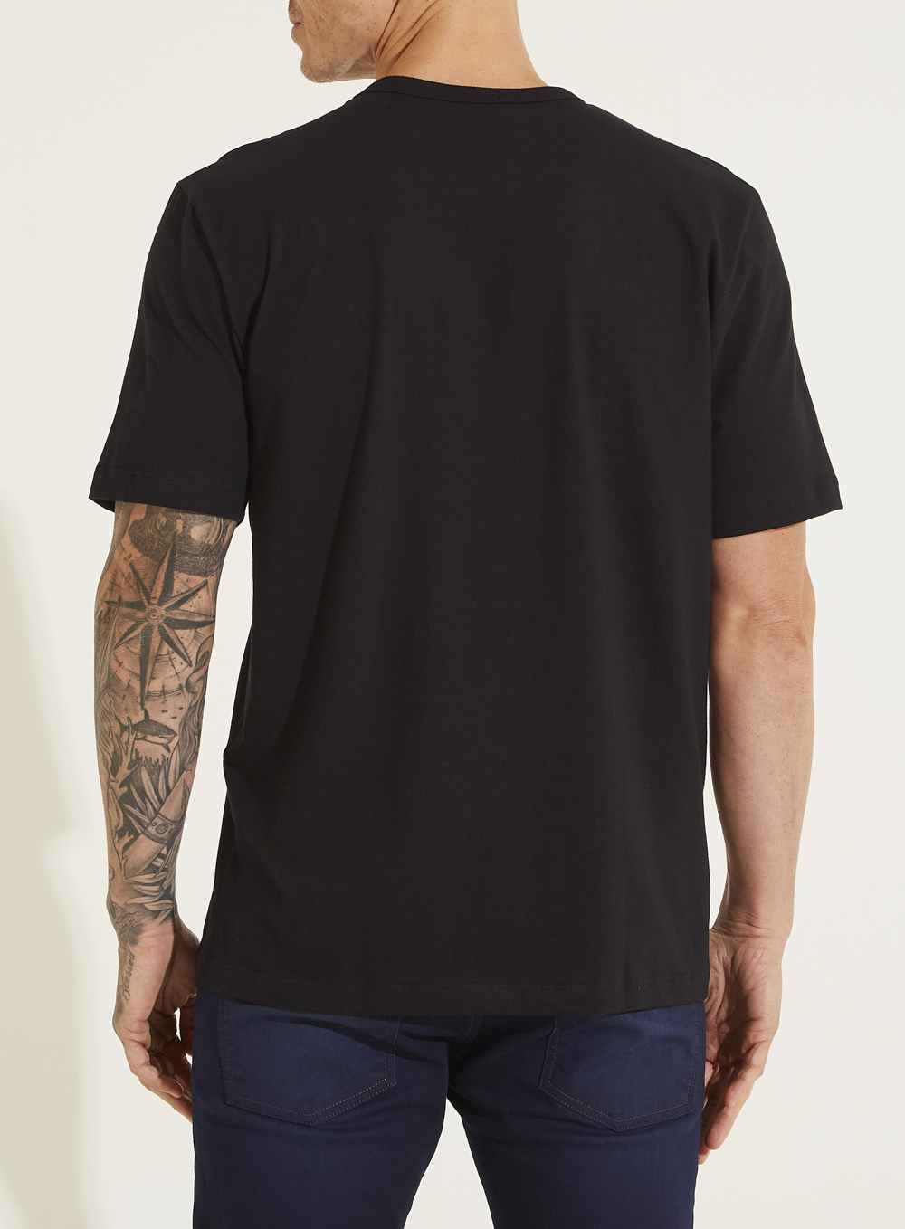 CAMISETA FORUM M PRETO