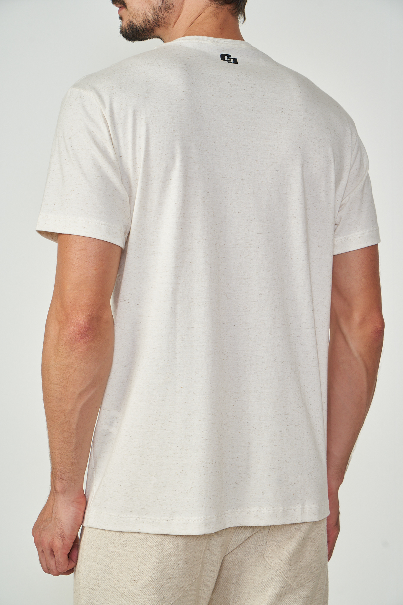 CAMISETA LINHO GG OFF/BEGE