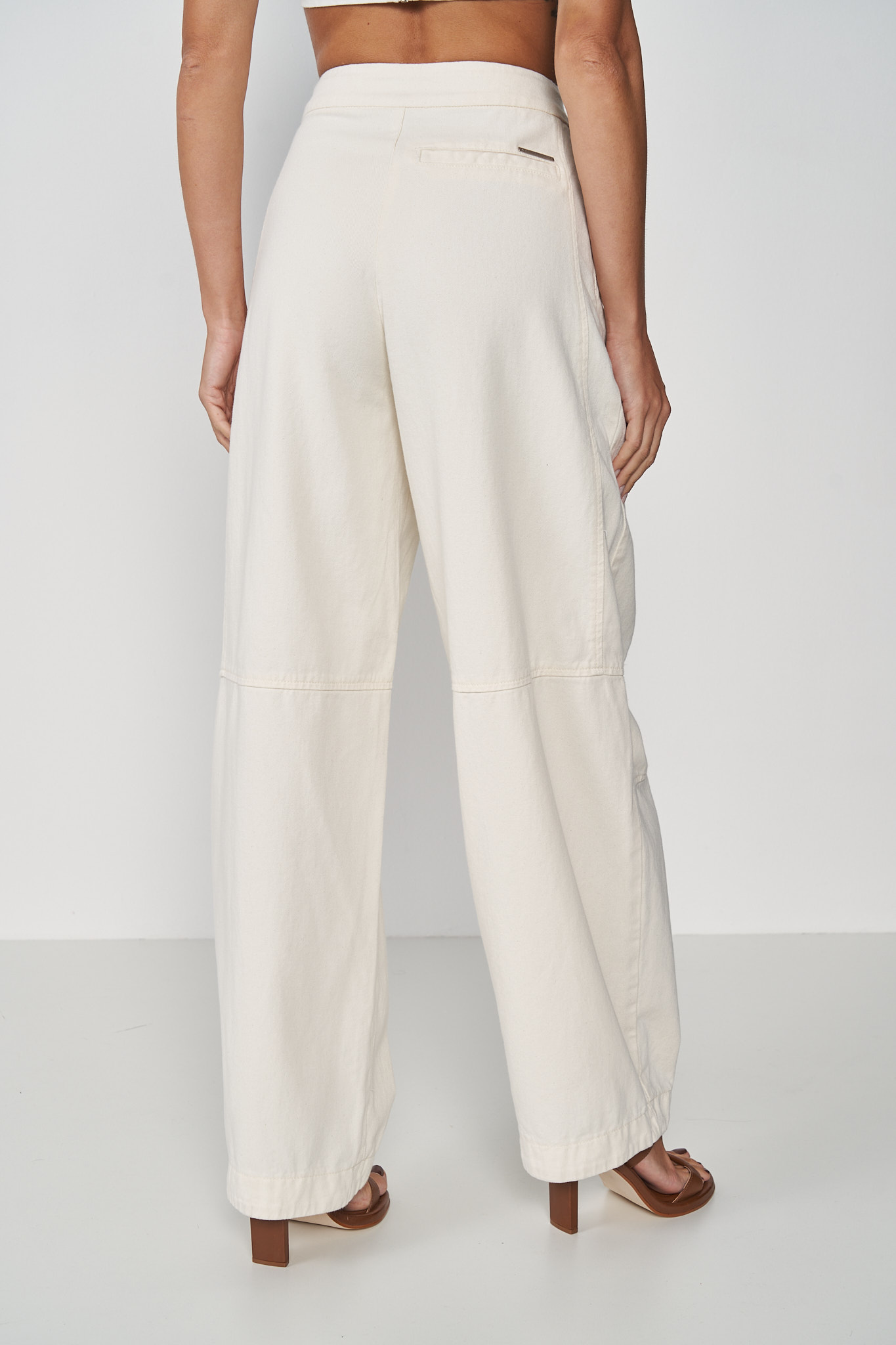 CALÇA SARJA JOANA 44 OFF SHELL